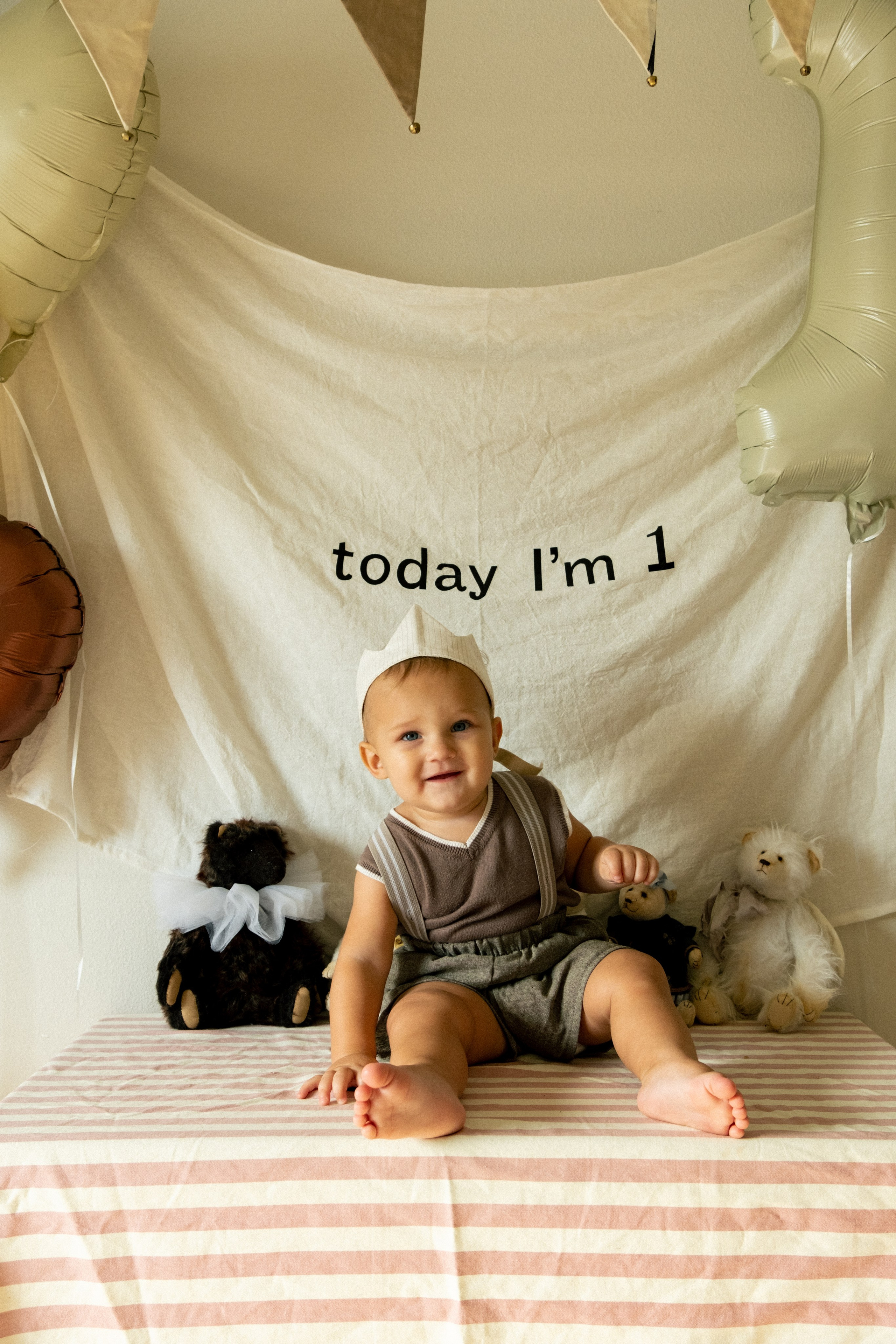 Veniamin 1 year party. Photographer Vladmir Gladkov