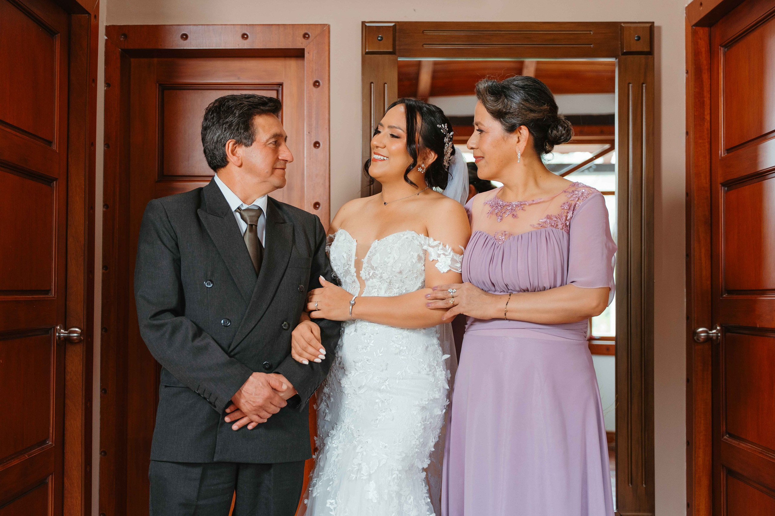 Karol y Jairon. Fotógrafo de bodas en Loja Ecuador | Piero Alvarez PH