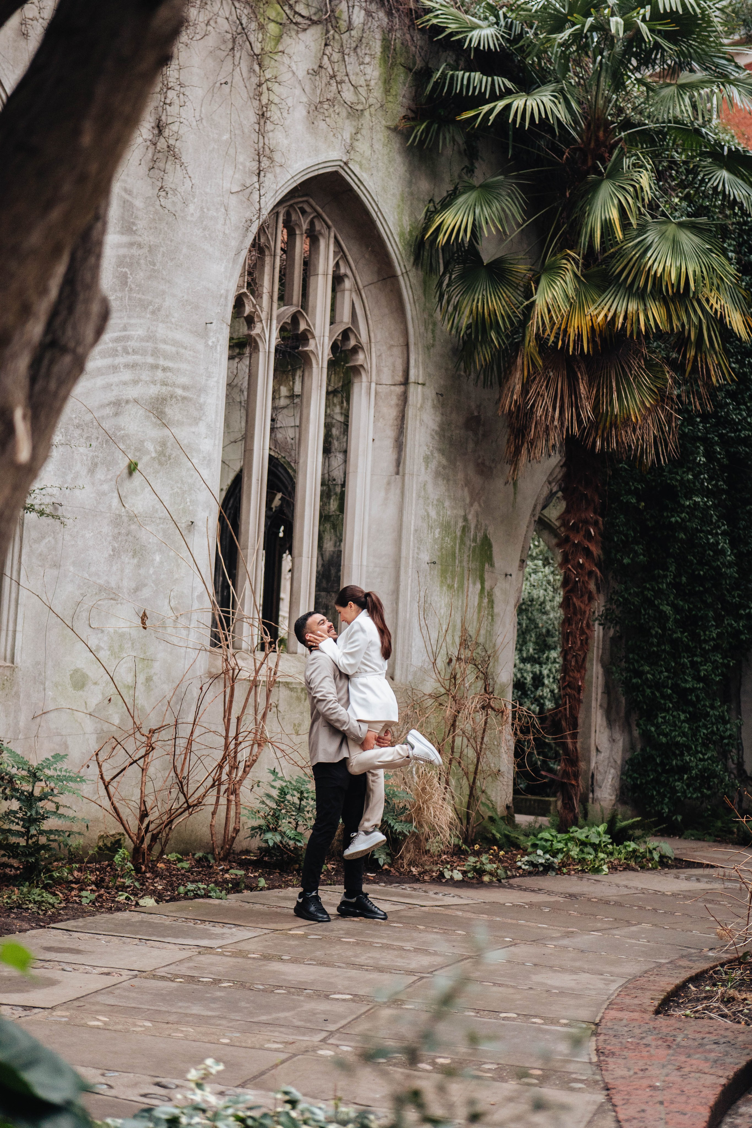 St Dunstan. Wedding and family photographer in London