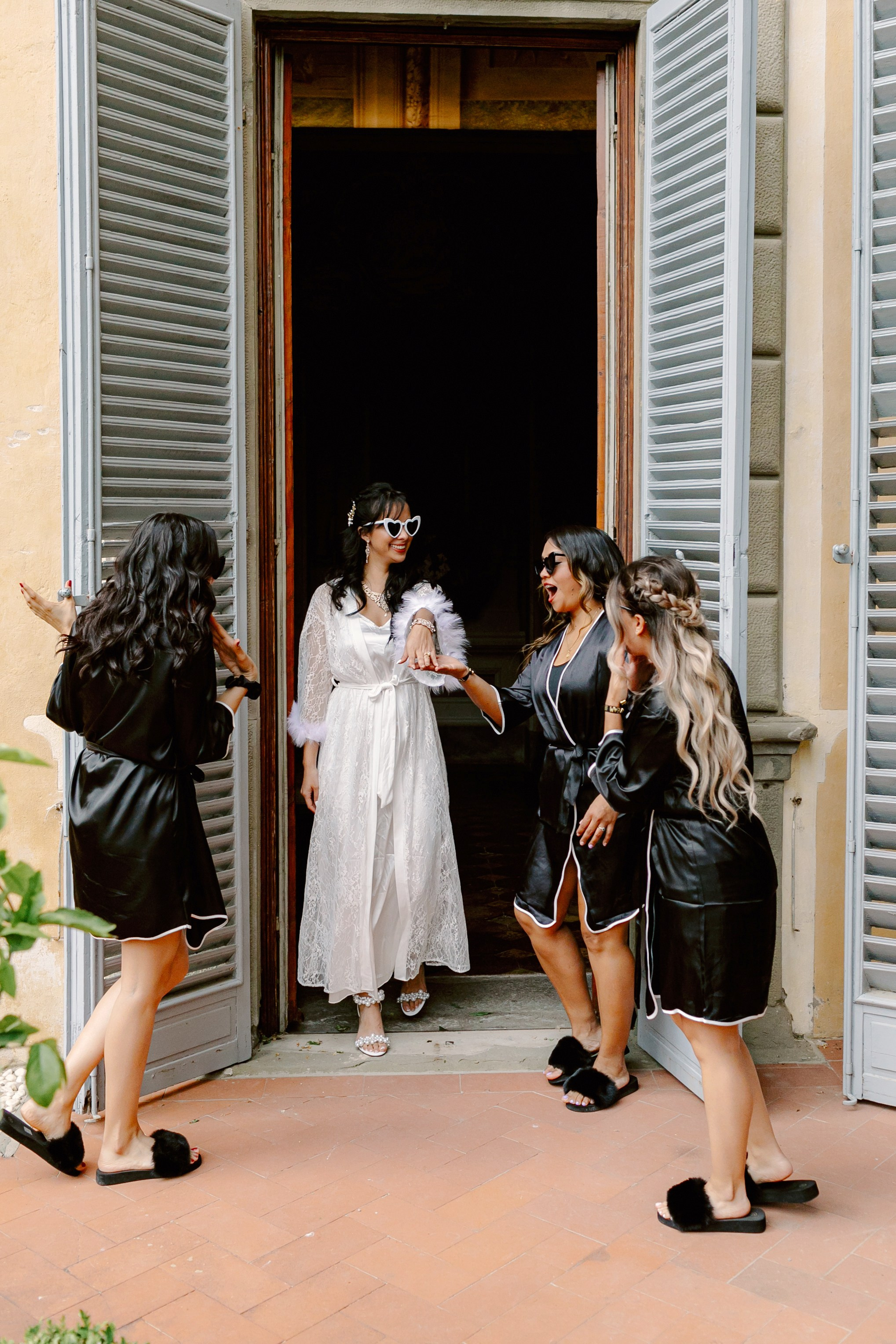 Tuscany Castello di Montegufoni wedding. Iurkovski PHOTOGRAPHY in Europe. Luxury destination weddings and events