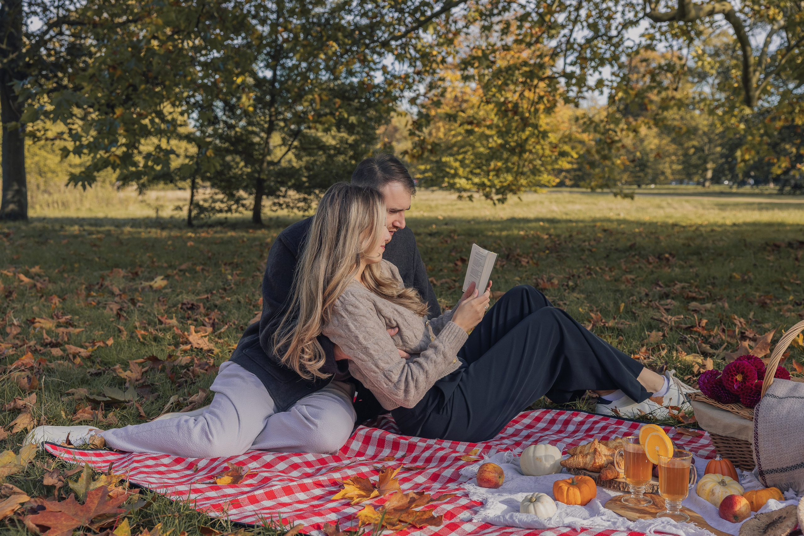 Family autumnal session. PHOTOGRAPHER IN LONDON