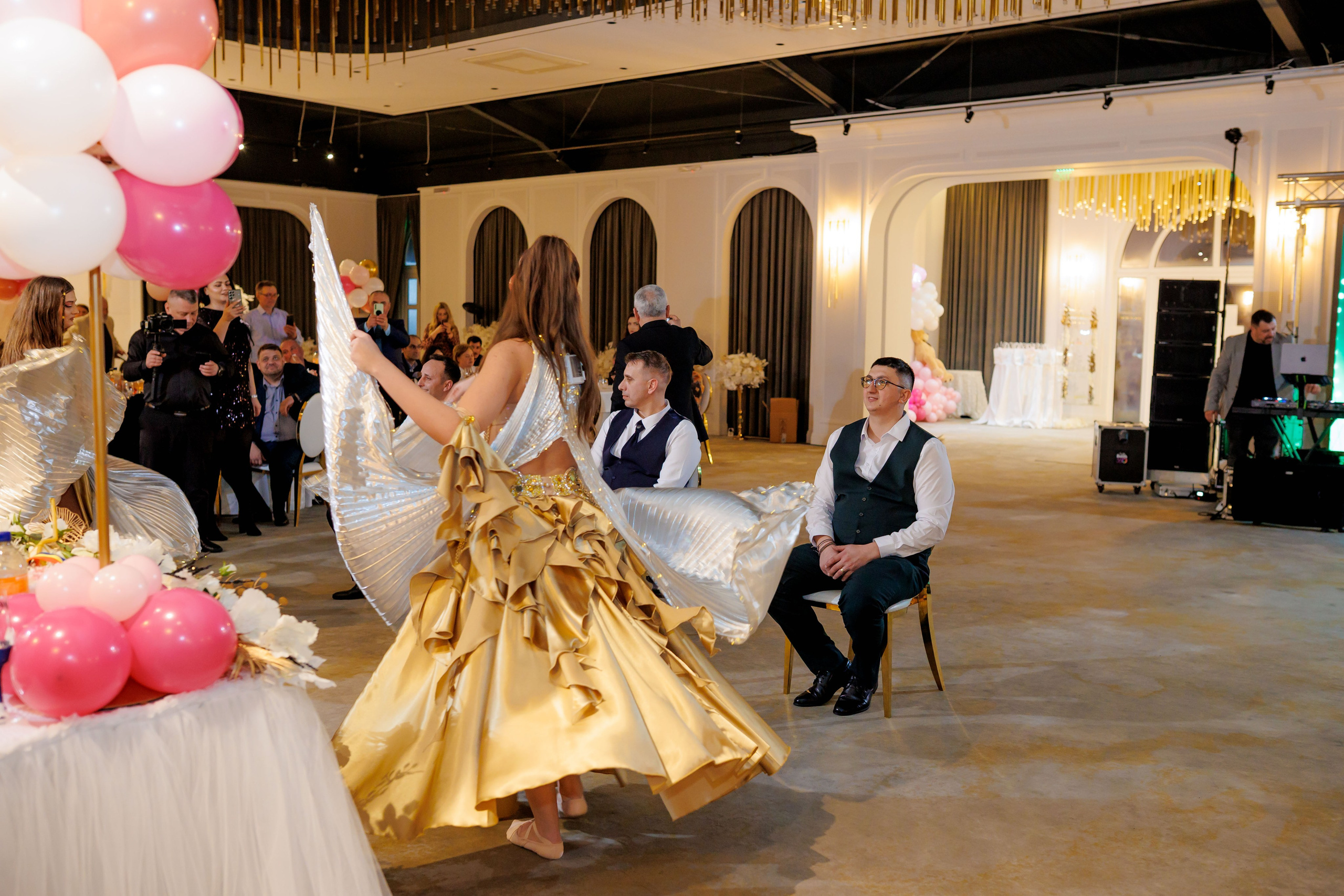 Povestea voastră, regizată de noi |Cristi Turculet Videograf Nuntă Suceava | wedding highlight. Servicii foto-video profesionale, pentru momente de neuitat