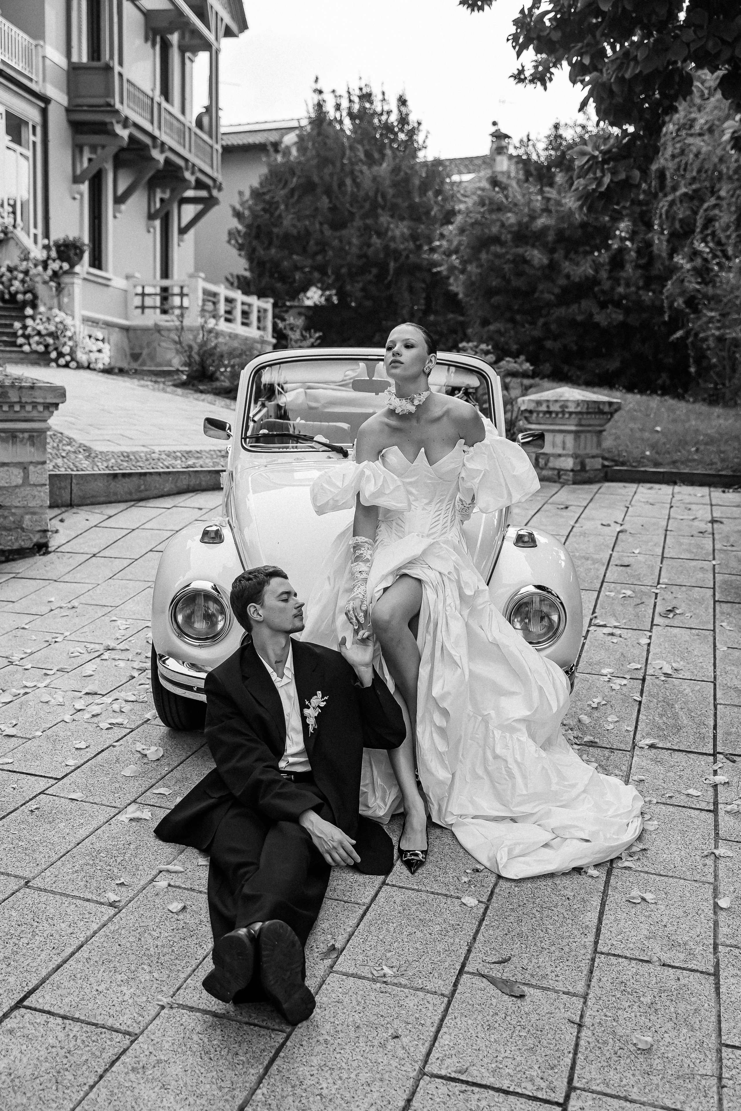 Intimate wedding in Italy / Lake Como. Wedding photographer Como Lake, Italy