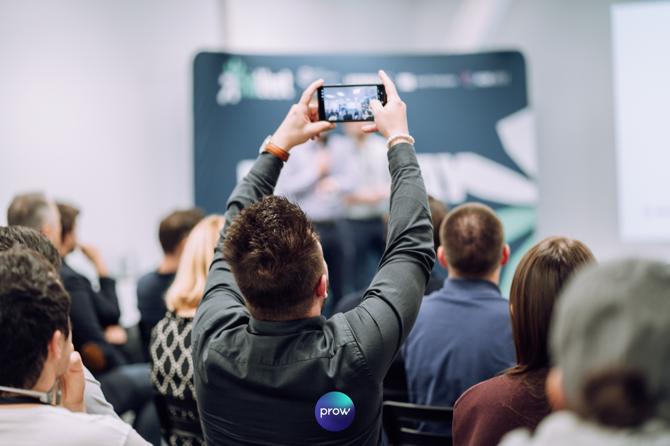 InVest DemoDay @ Cowork. Cozac Cristian Photographer