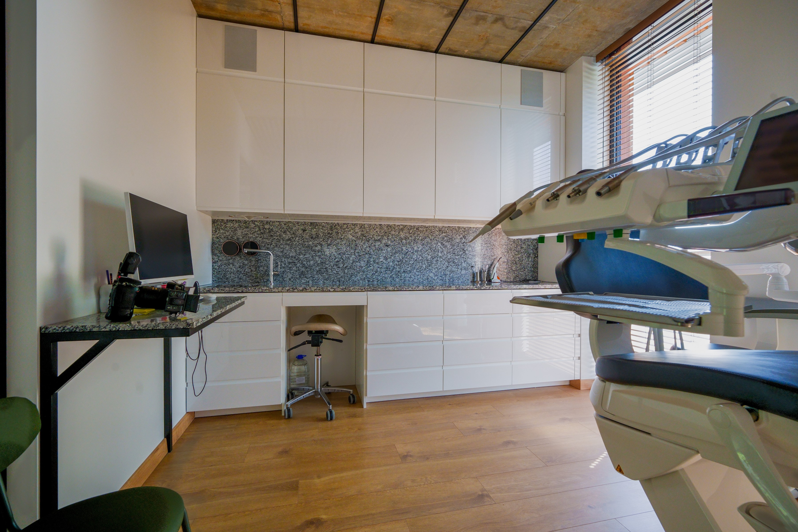 Žaliųjų ežerų g. 27. Elina Sapiega fotografė Vilniuje