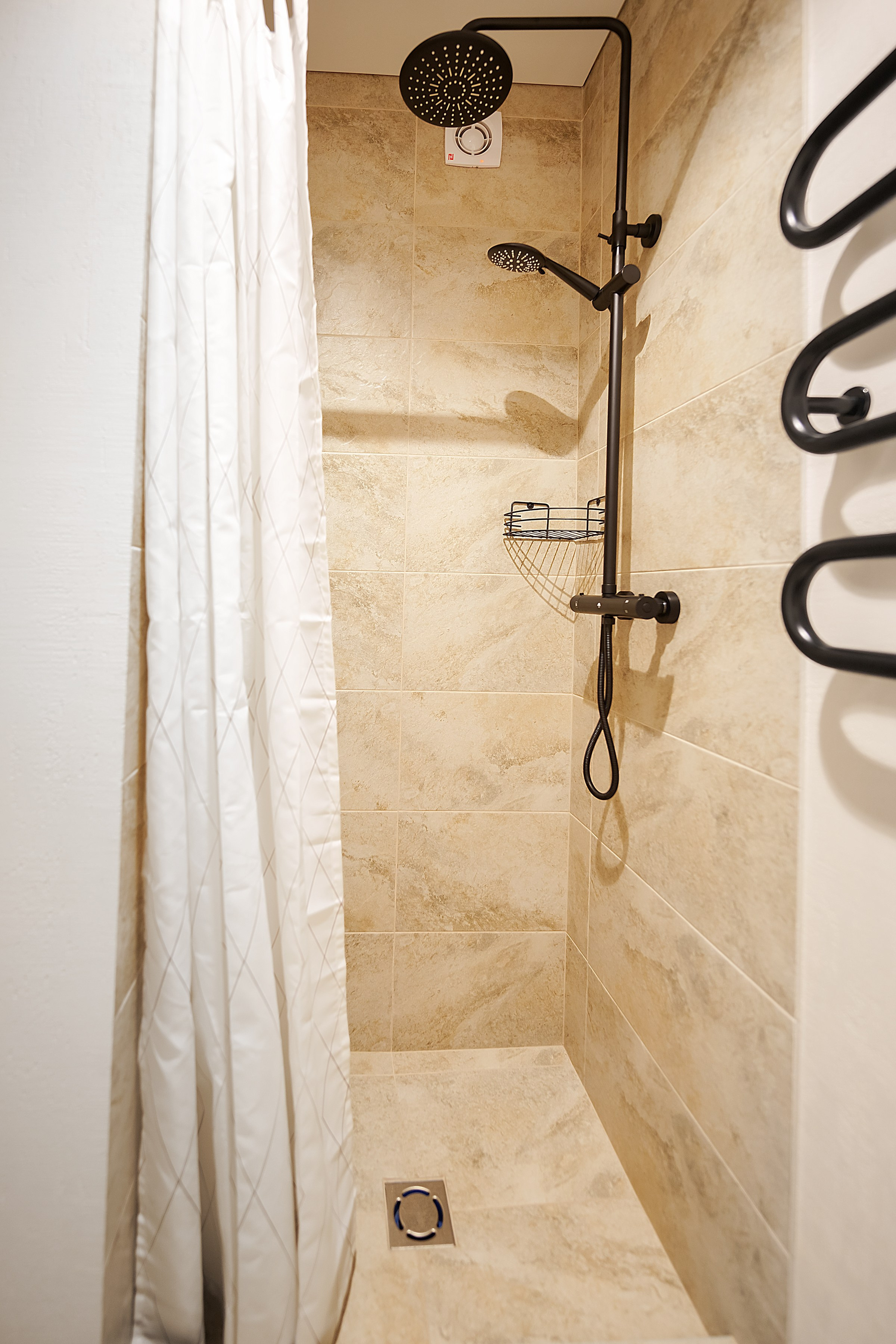 Birželio g. 9. Elina Sapiega fotografė Vilniuje