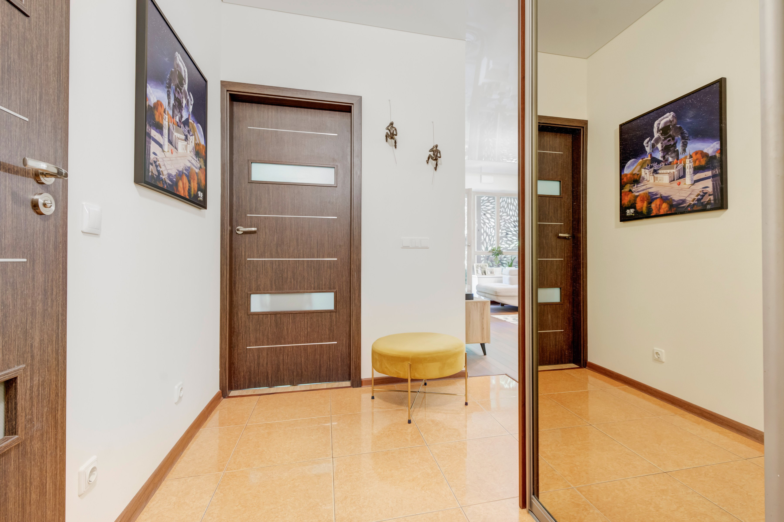 Mokslininkų g. 7. Elina Sapiega fotografė Vilniuje