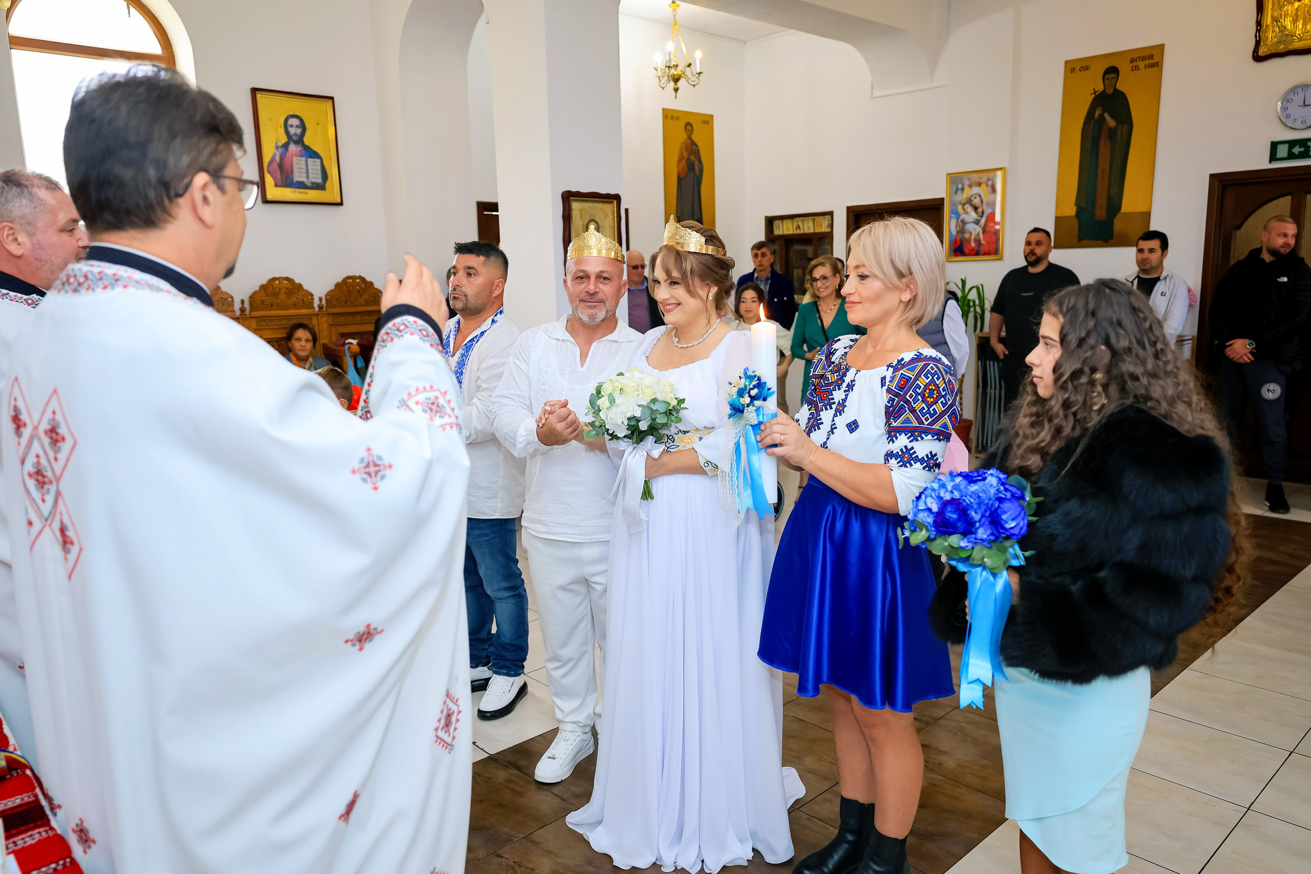 Andrei Sebastian. Moments By Gub