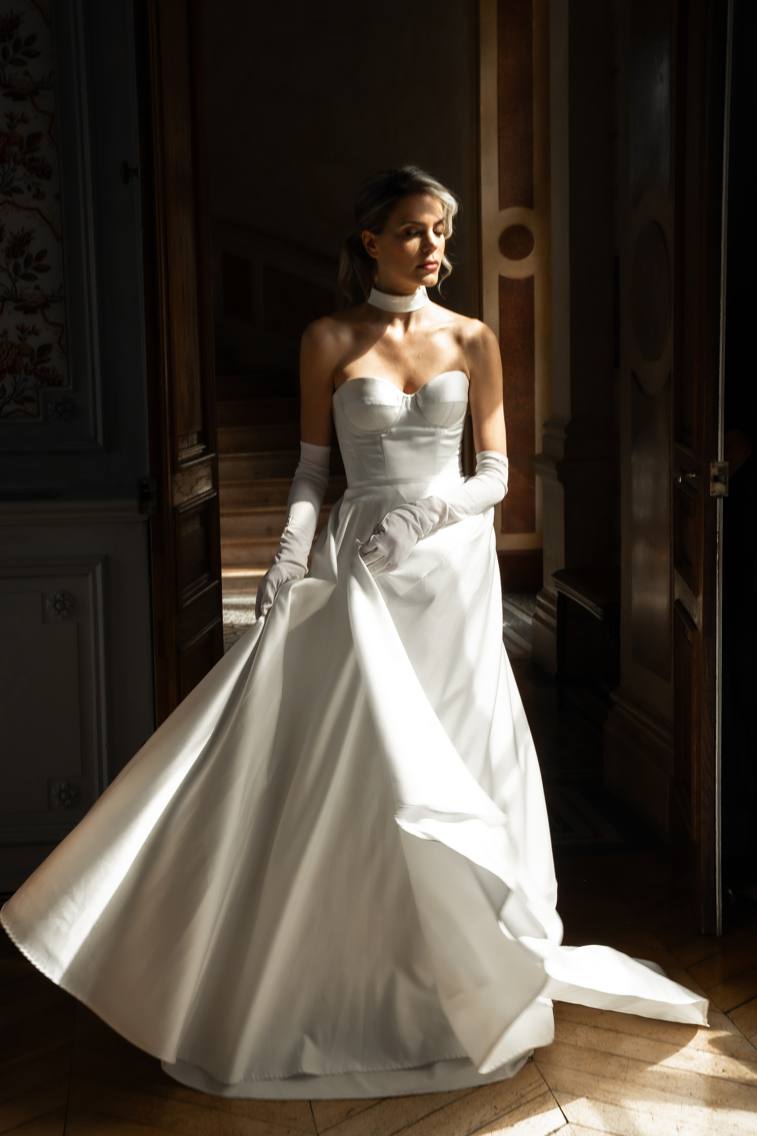 Chateau elopement inspiration. Wedding photographer in Paris Oksana Shum