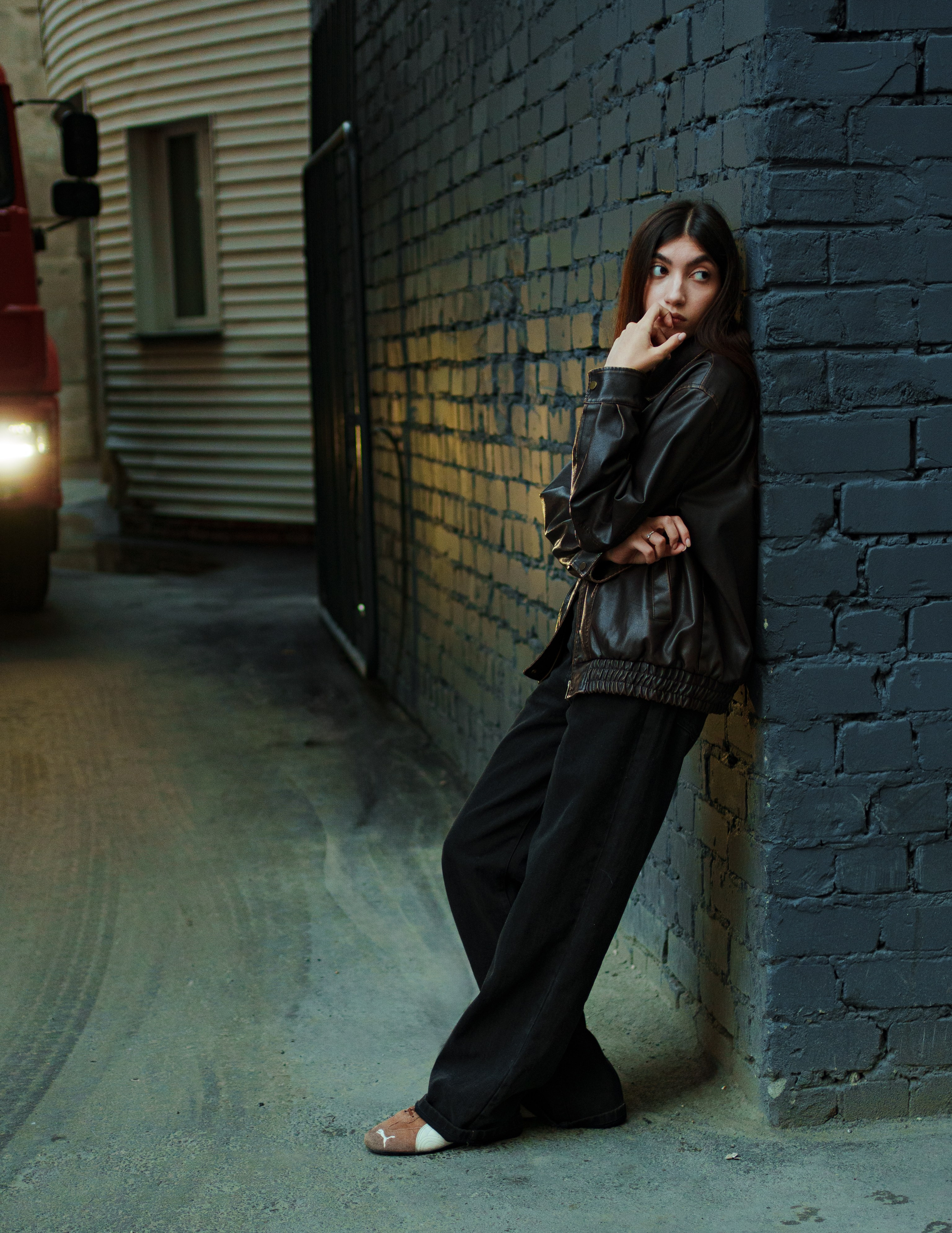 Street. Alisha Geva женский портретный фотограф в Дубае