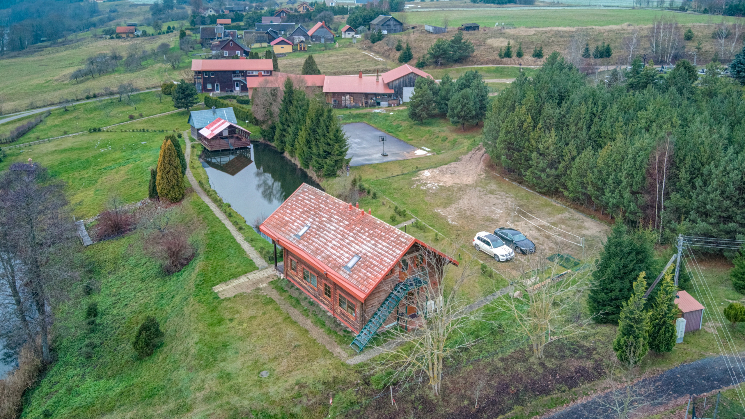 Trakų raj. sodyba. Elina Sapiega fotografė Vilniuje