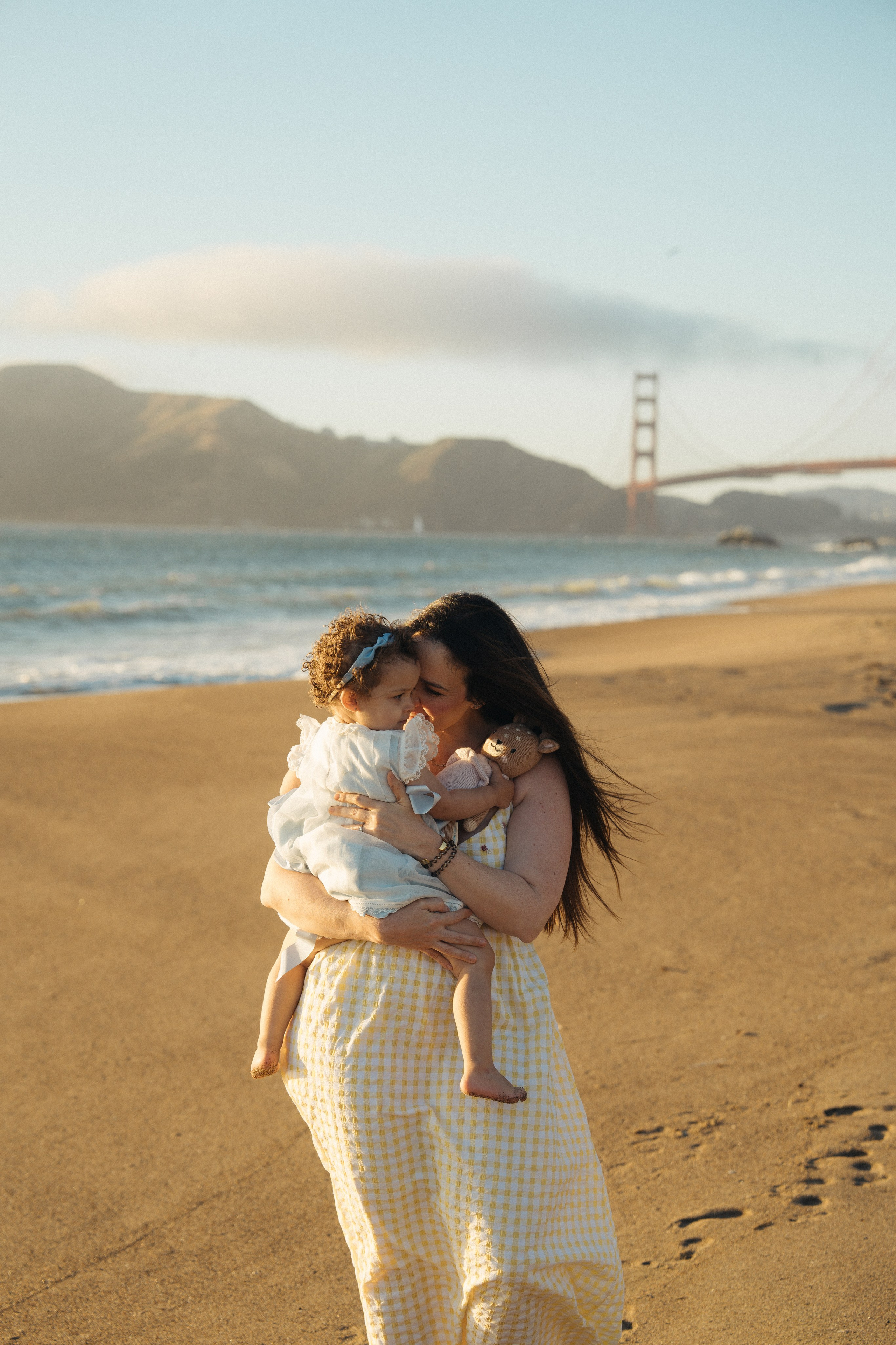 Bri’s growing family at Baker Beach. Soulo Photography | San Francisco Bay Area Based Photographer