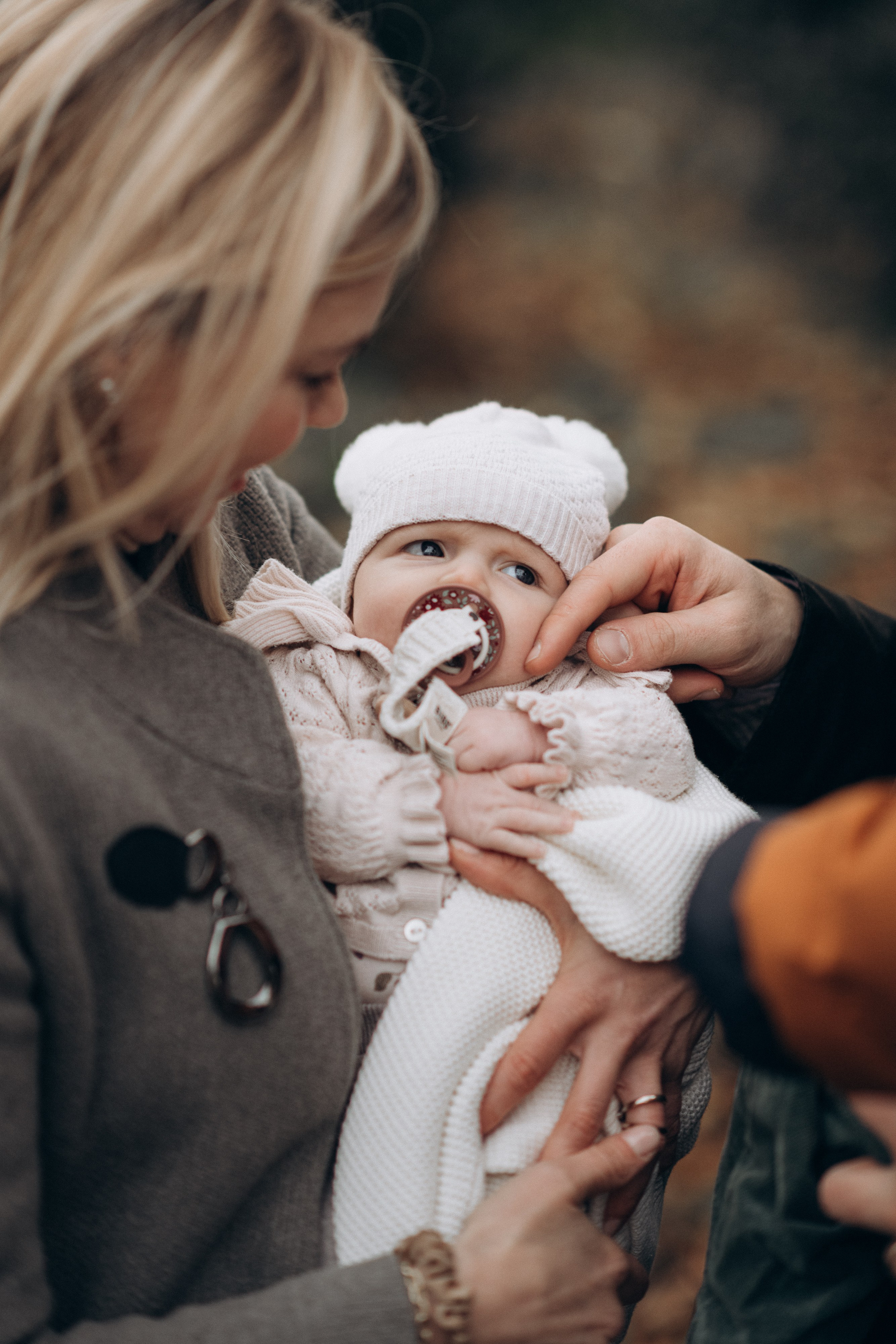 Family photoshoot with newborn baby. Wedding & Family photographer in County Donegal and Dublin, Ireland