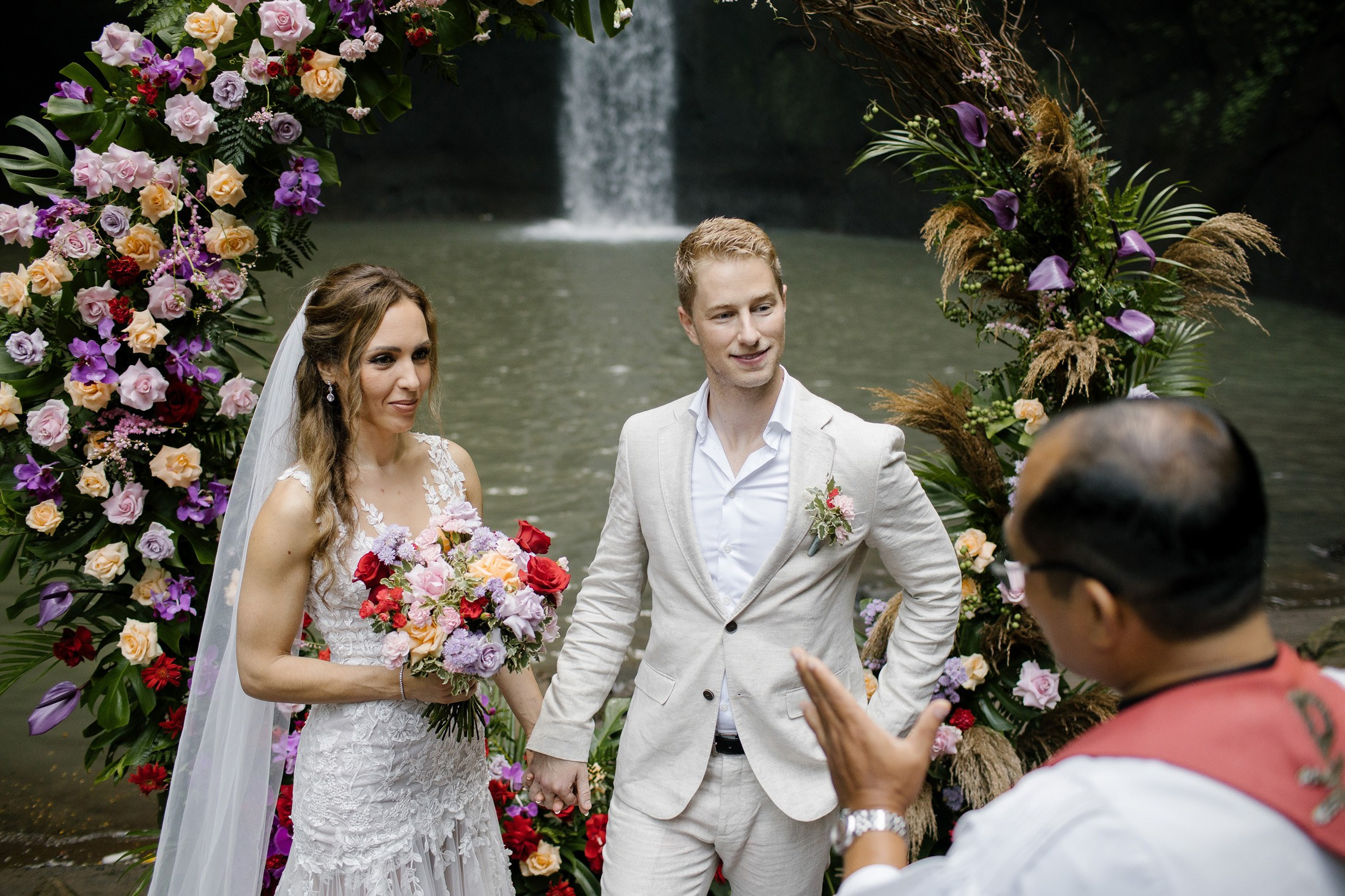 Waterfall wedding. Get.it.feel — Aesthetic Photography and Videography