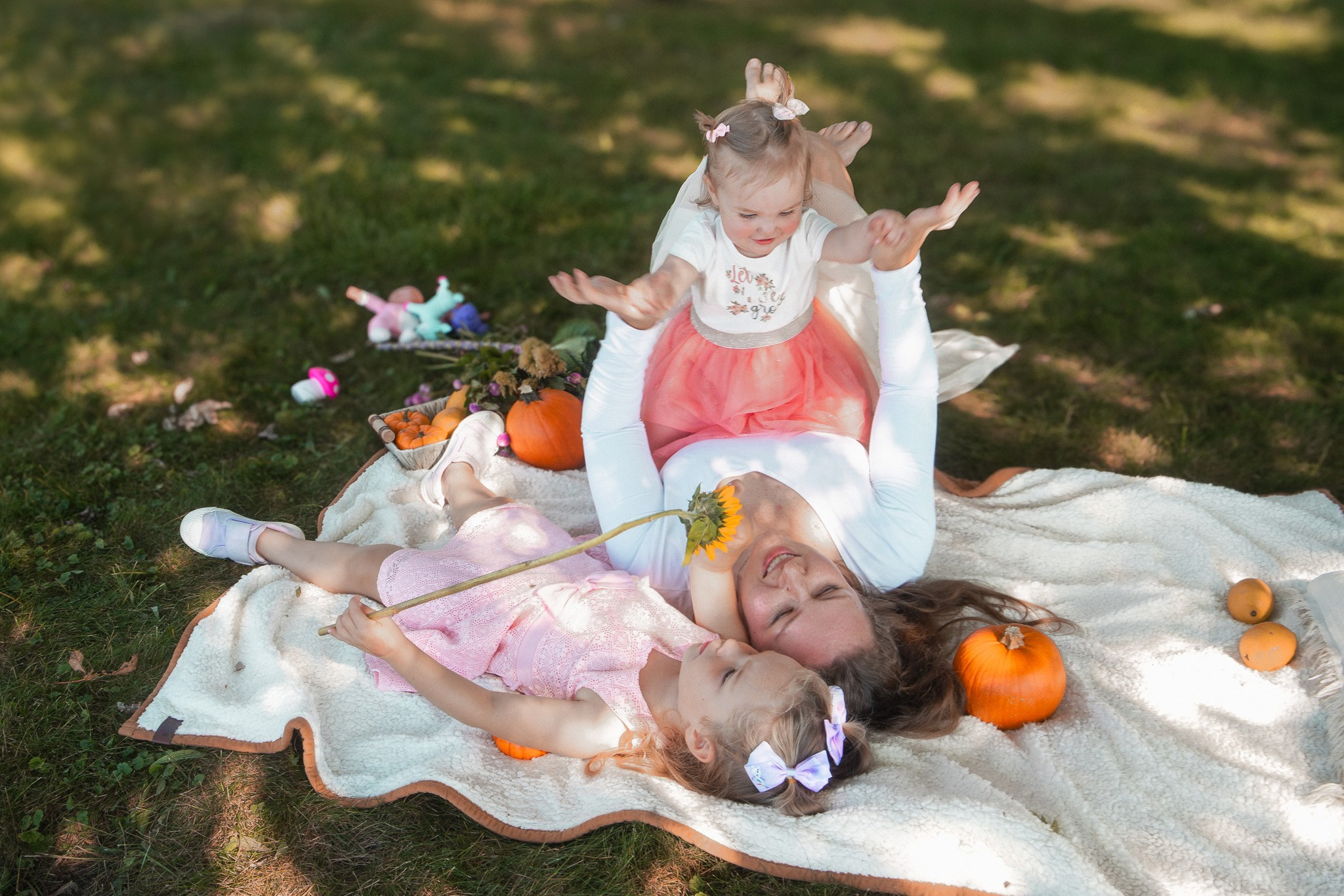 Mother and children photography in Ontario