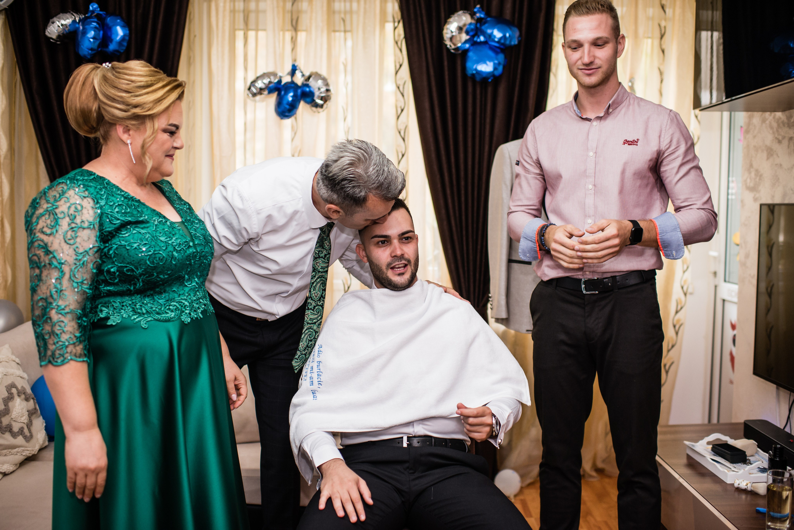 Alexandra & Răzvan. Acasă