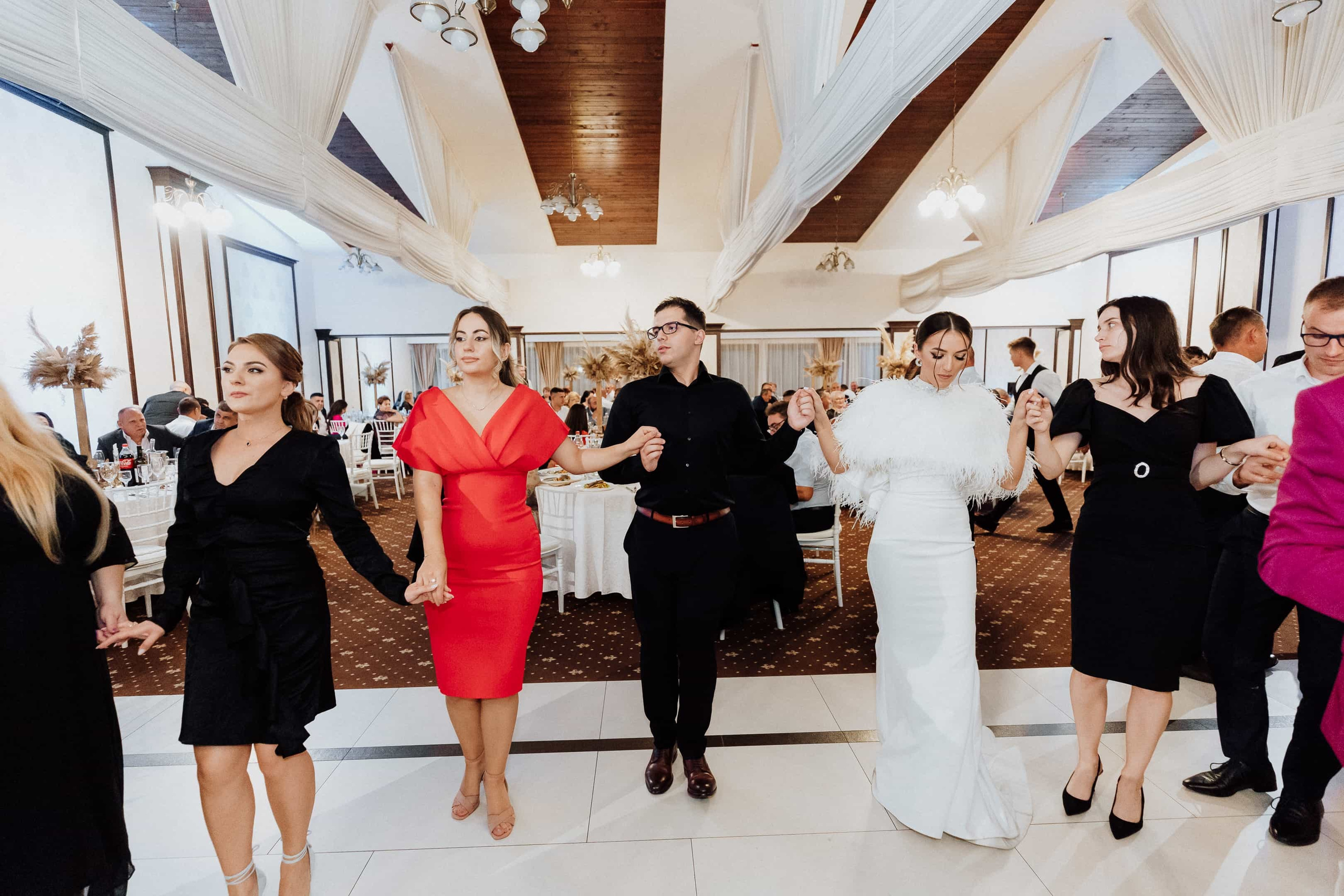 Stefanel & Elena. MovieFrames.ro