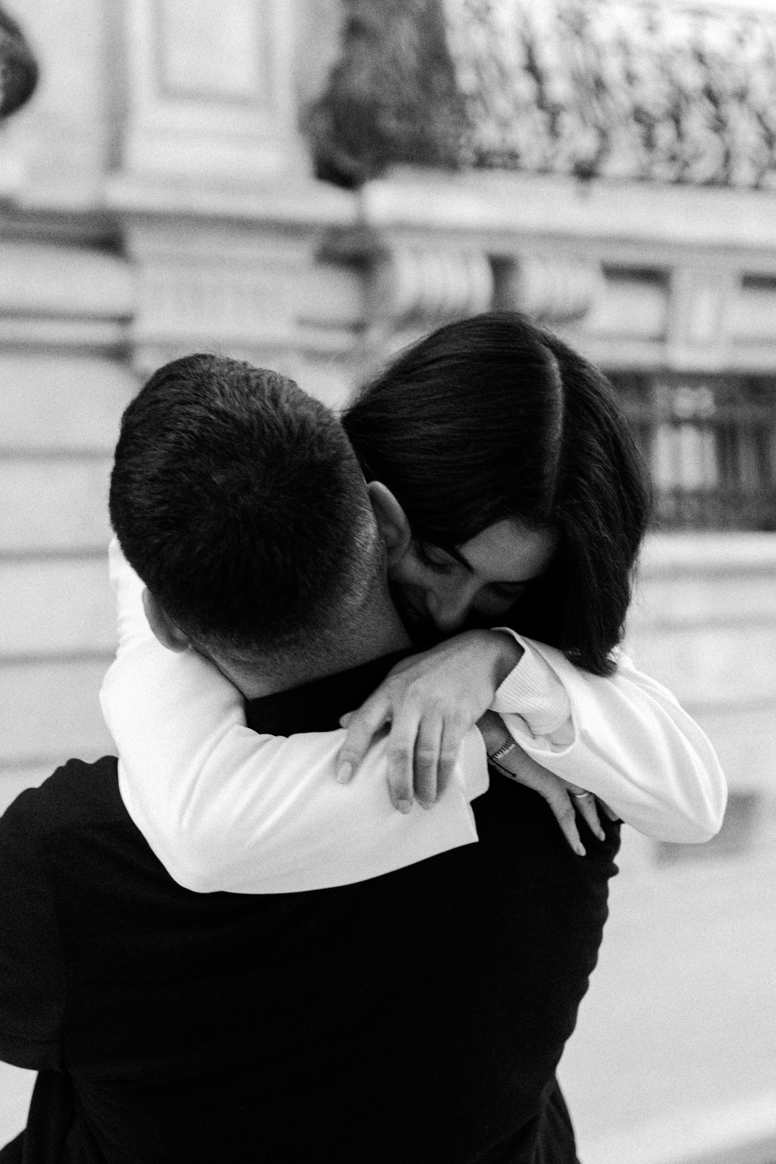 Pre-Wedding Couple Photo Walk in Paris | Engagement Photography. Paris Wedding Photographer