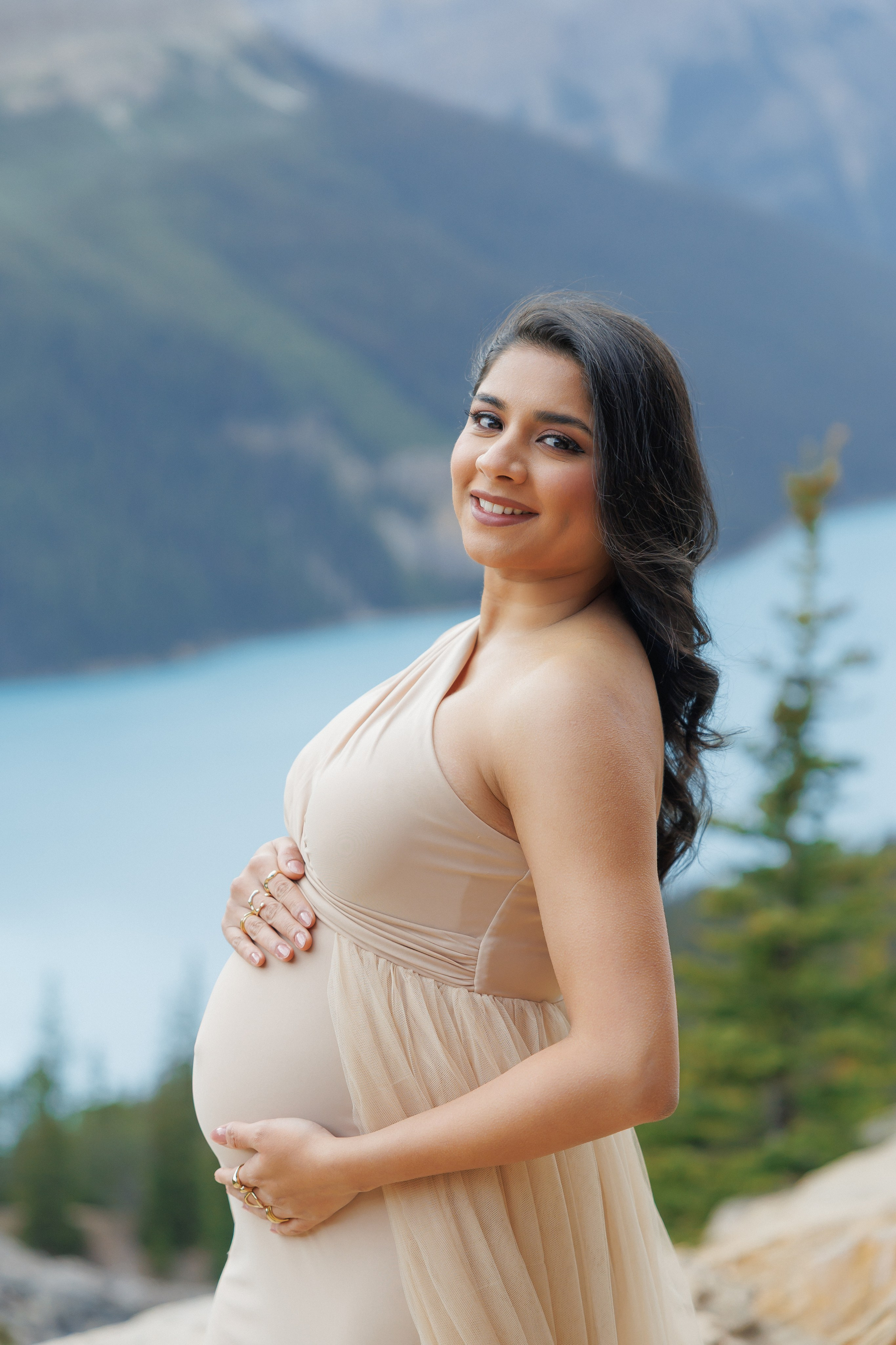 Mountain maternity shoot. Home