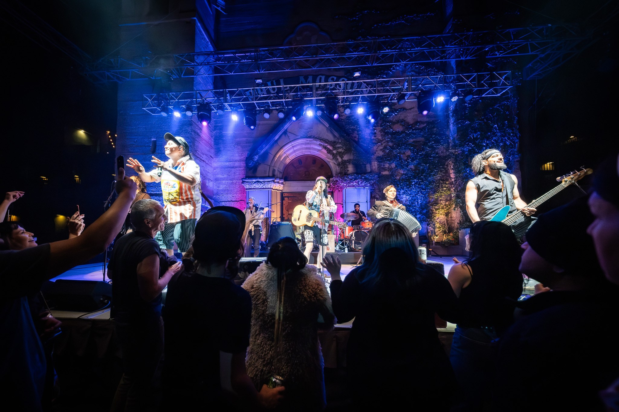 GOGOL BORDELLO / SARATOGA / CA. Reportage concert portrait photography in the San Francisco Bay Area