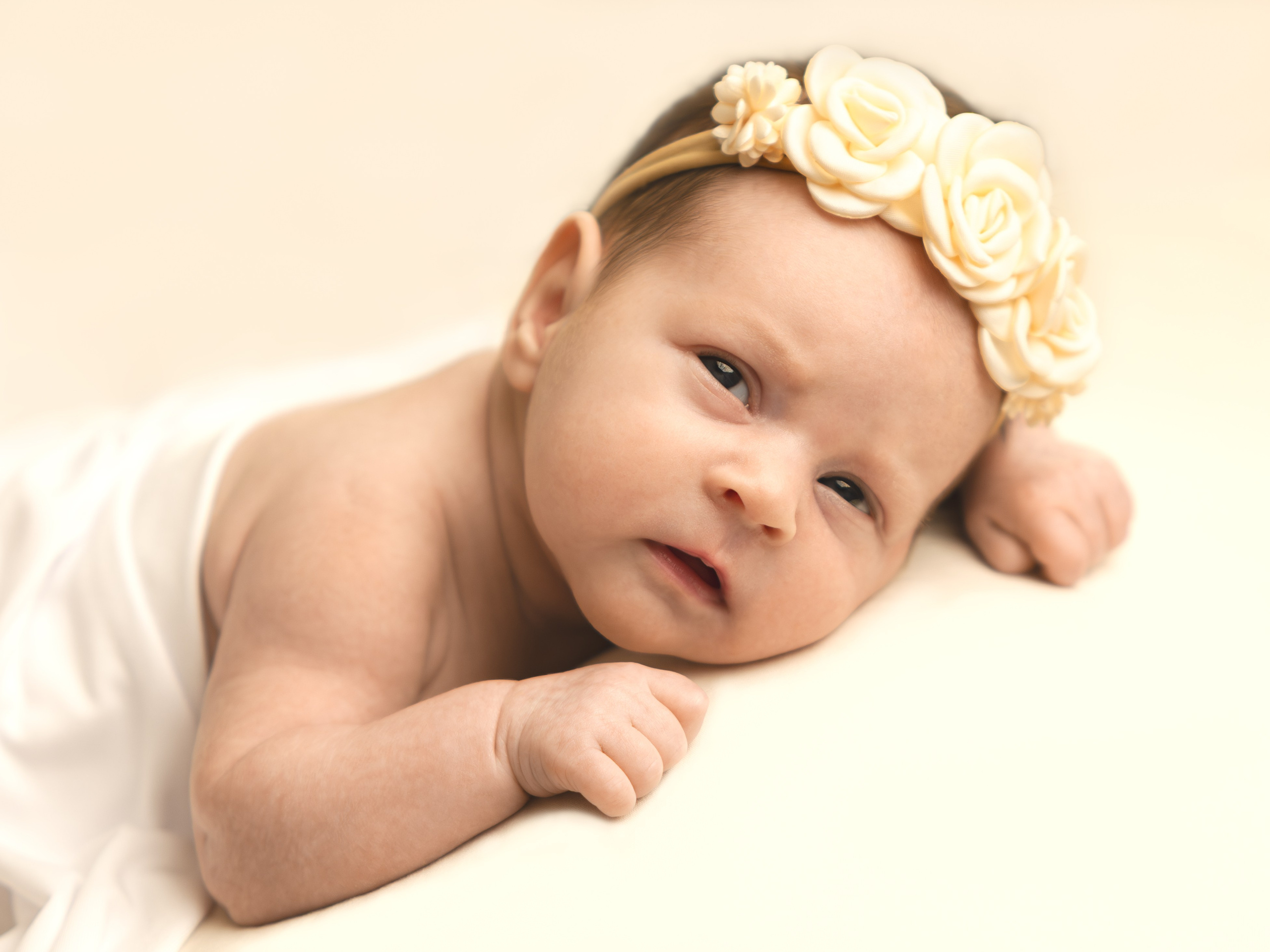 Newborn. Women’s photographer in Coventry, UK. Boudoir and portraits are my focus; I also capture couples, mini weddings, maternity & newborns