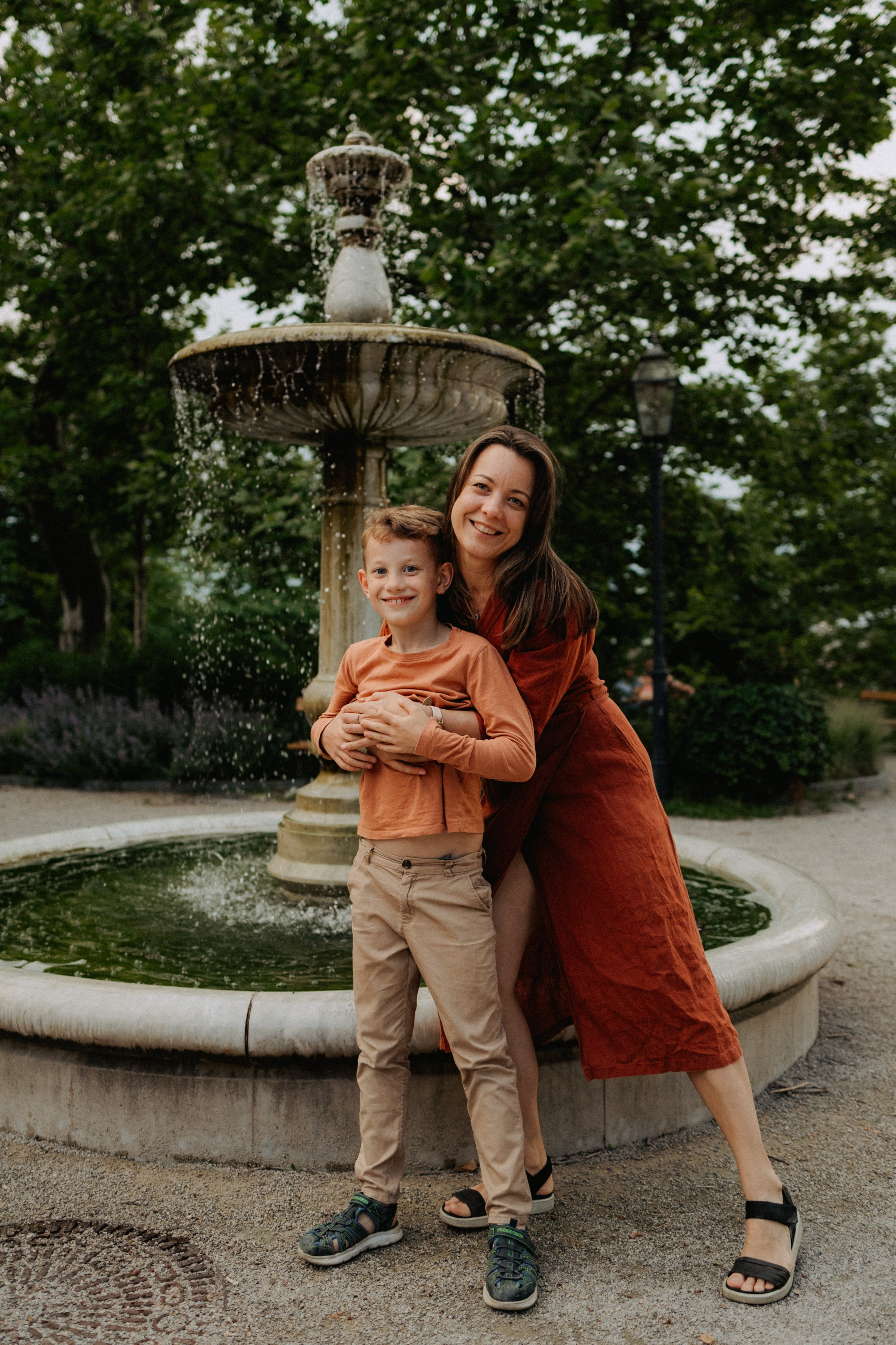Family in the city. Elena Gorobets. Photographer in Zagreb