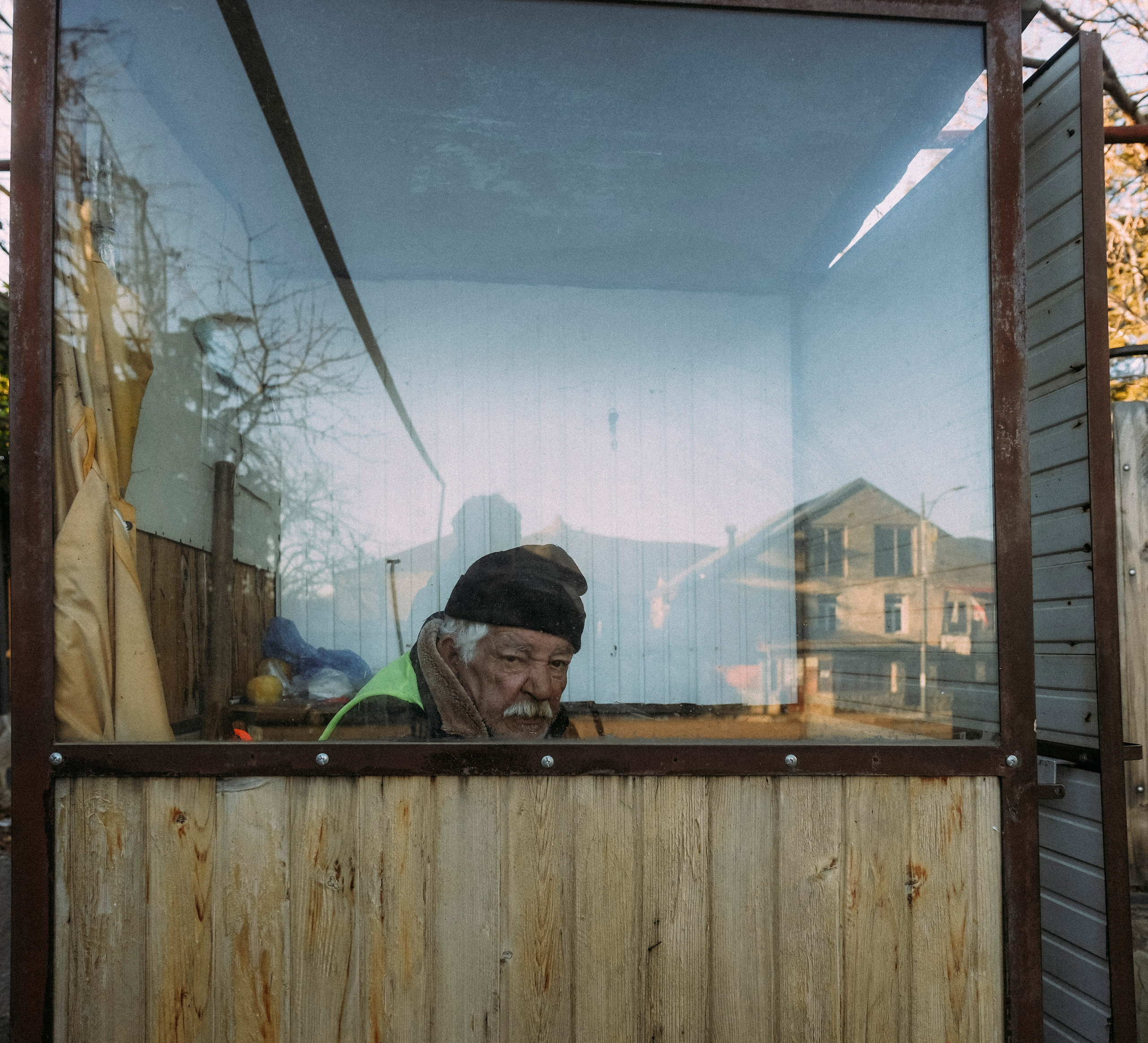 ТБИЛИСИ 2023-2024. Стрит-фотография, полная абсурда, идиотизма и красоты