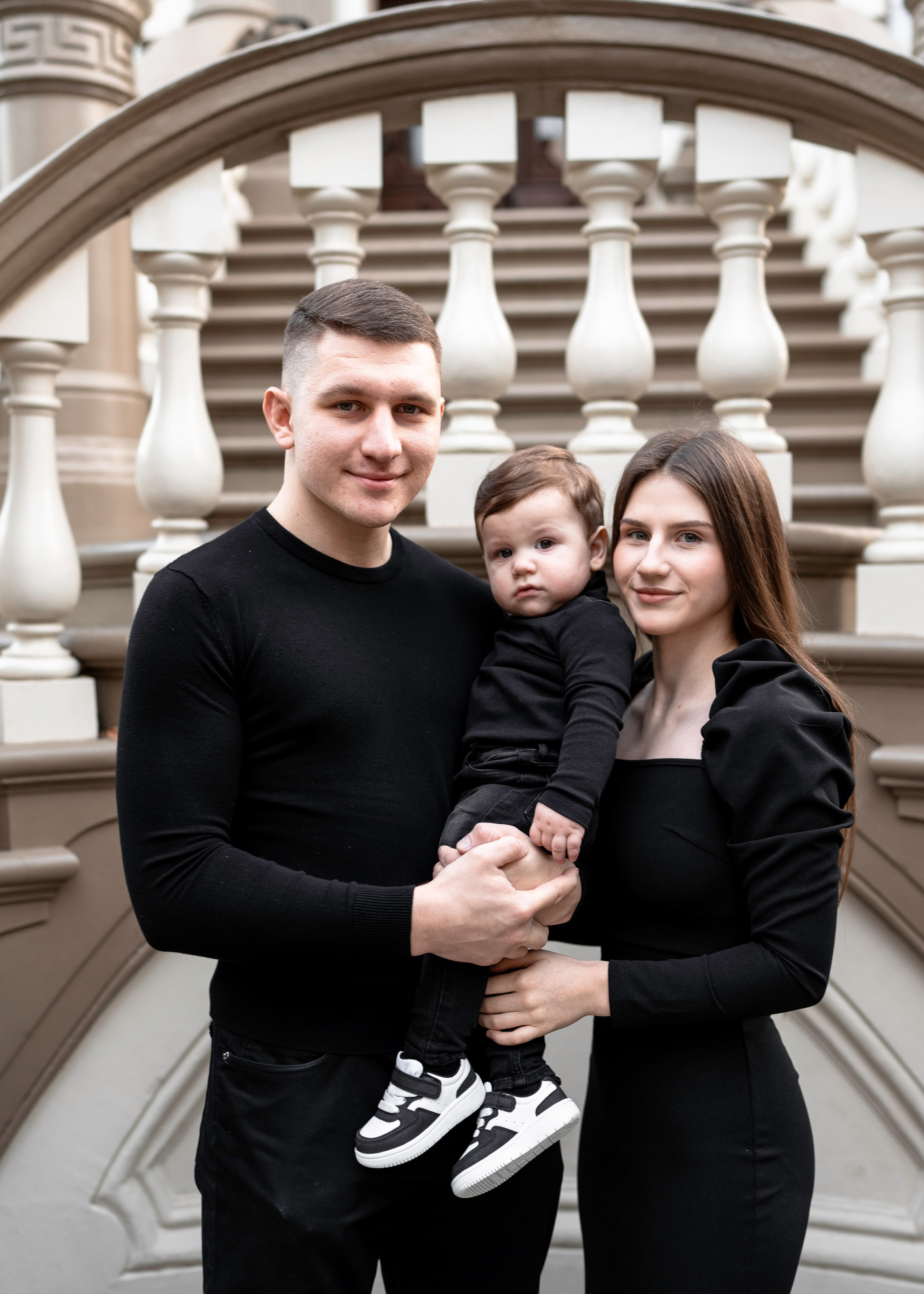 Artem, Nadia & Elisha. Family photographer in Sacramento | Sofia Pavenko