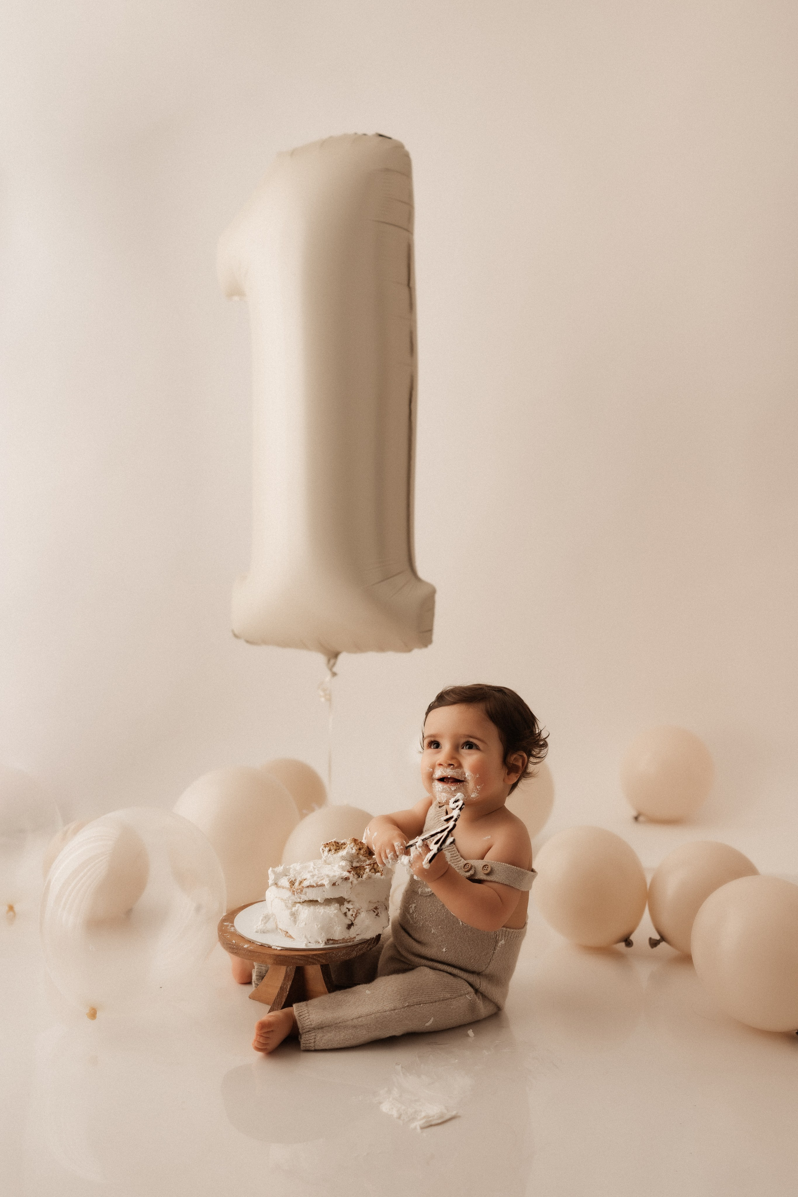 7. Smash Cake. Fotógrafa de Casamentos e Família em Braga — Alexandra Mieres Photography
