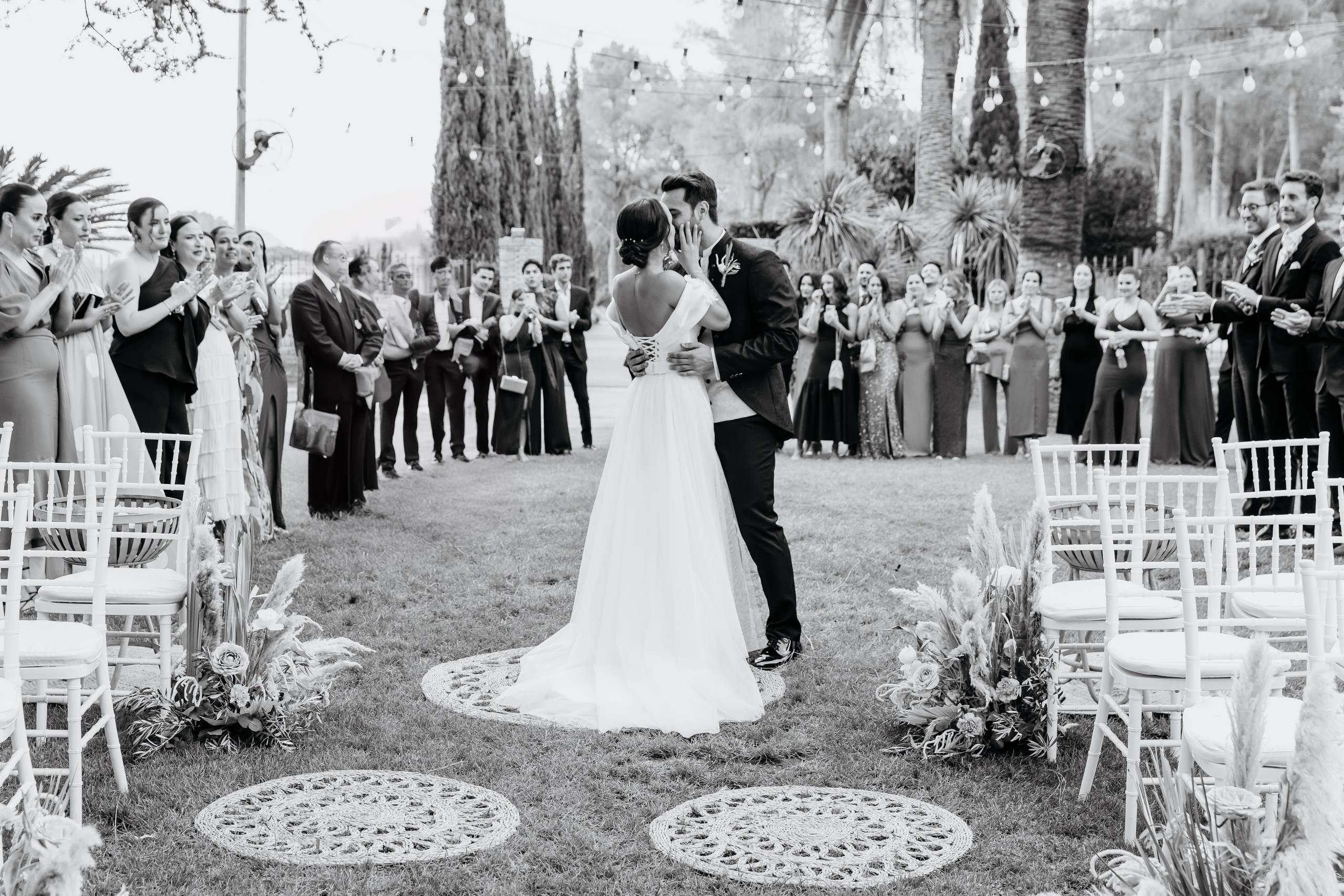 Víctor y Carmen. Ramoné Fotografía · Fotógrafo de Bodas en Alicante, Murcia y Valencia | Reportaje Natural y Documental