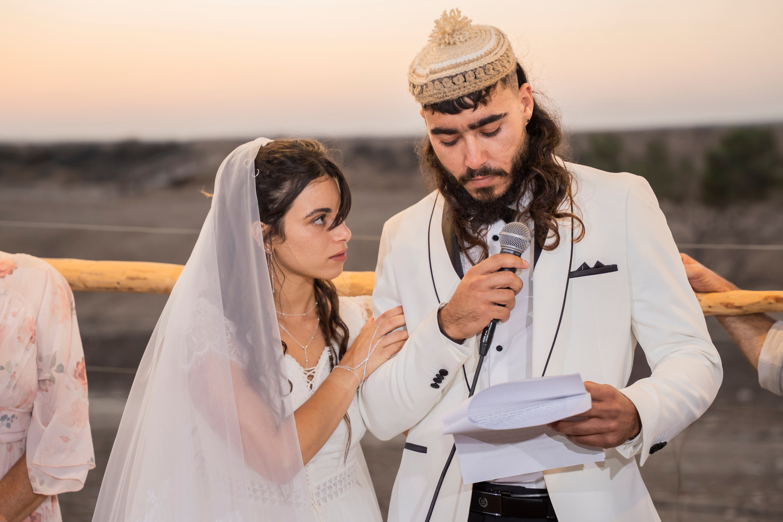 אביה ואחיה. יוסף מזרחי צילום חתונה, ברית וזוגיות. צלם מקצועי שאוהב להוציא אתכם הכי יפים ברגעים הכי מרגשים