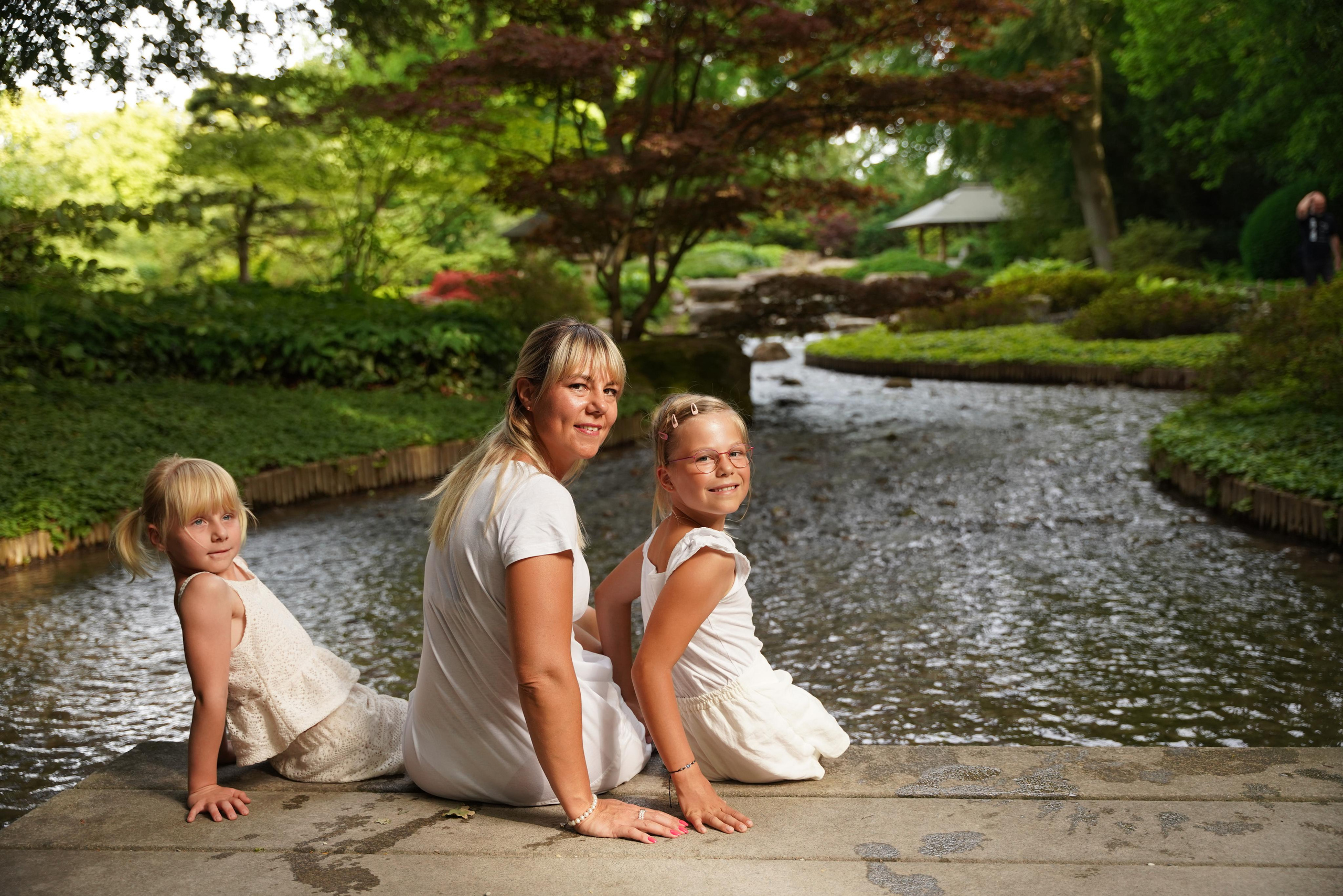 Botanischer Garten. Neugeborenenfotografin und Retoucher in Augsburg Nastassia Schneider