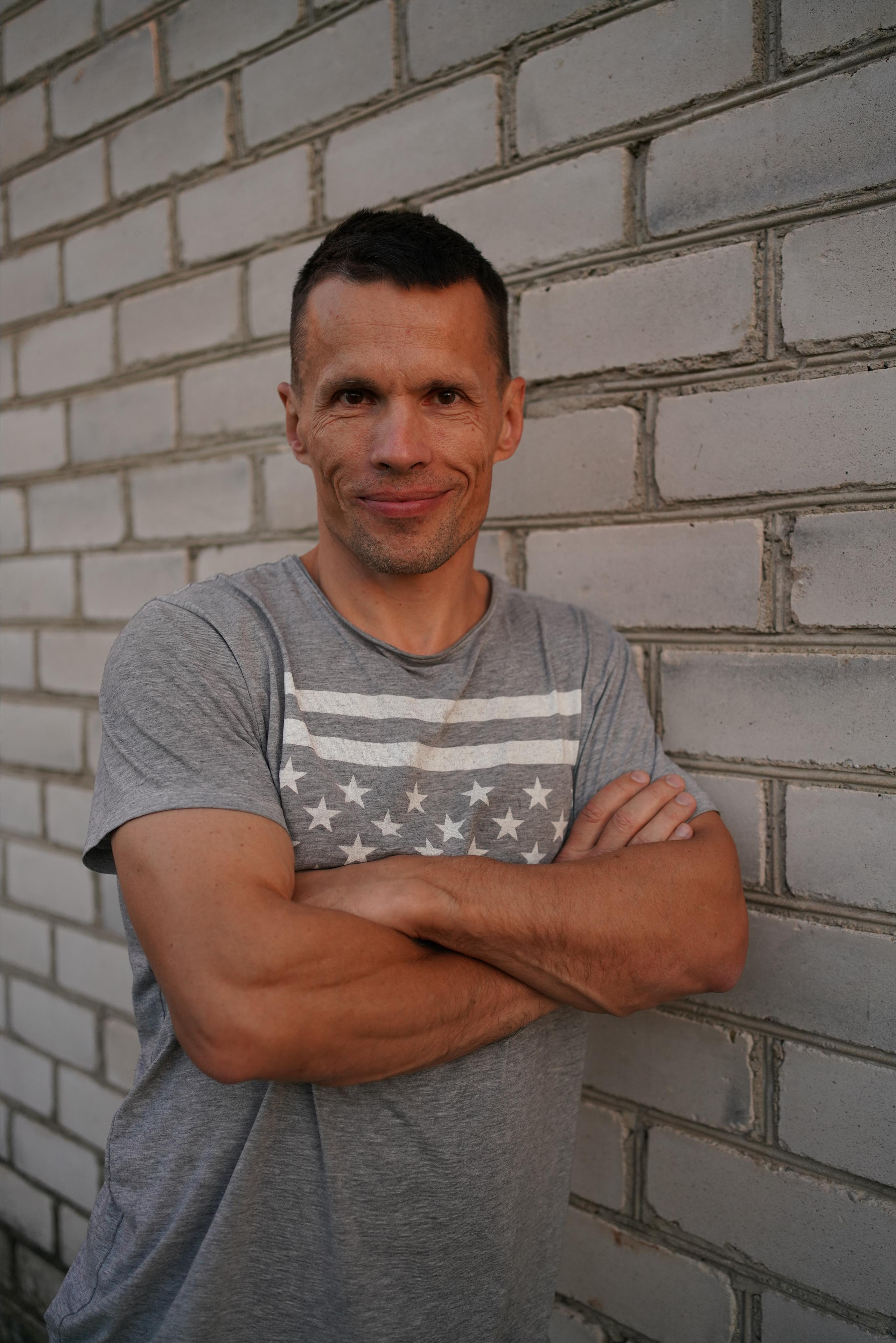 August. Neugeborenenfotografin und Retoucher in Augsburg Nastassia Schneider