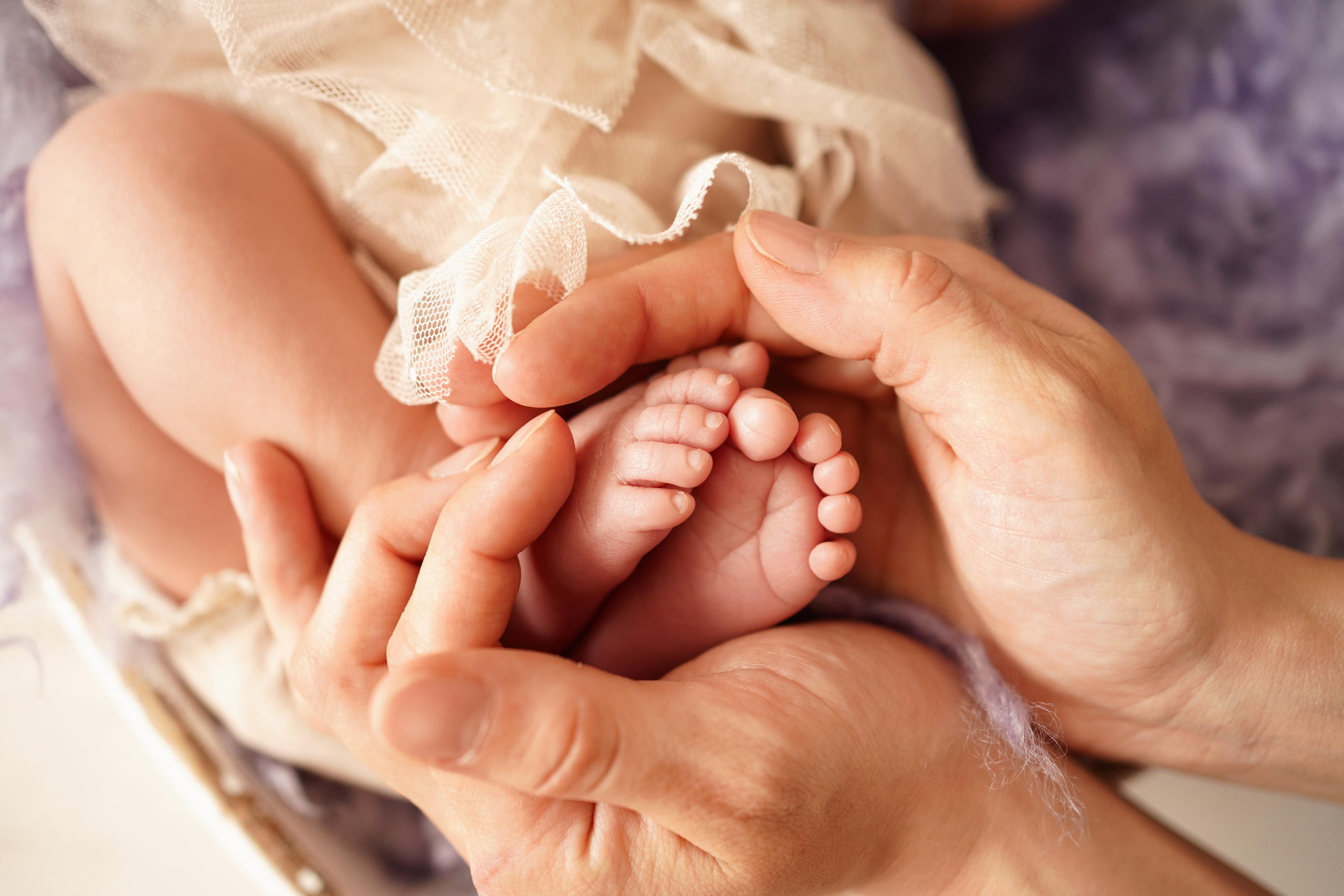 Märchenhafte Neugeborenenfotografie in Königsbrunn und Umgebung