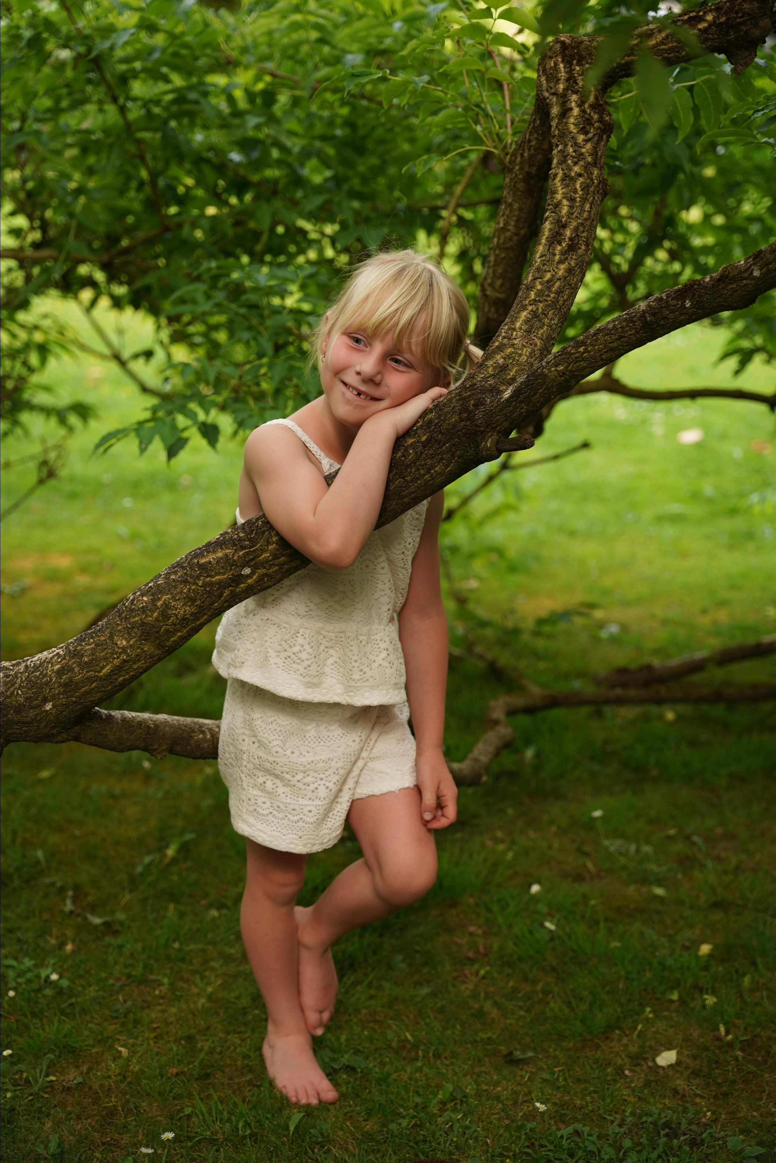 Botanischer Garten. Neugeborenenfotografin und Retoucher in Augsburg Nastassia Schneider