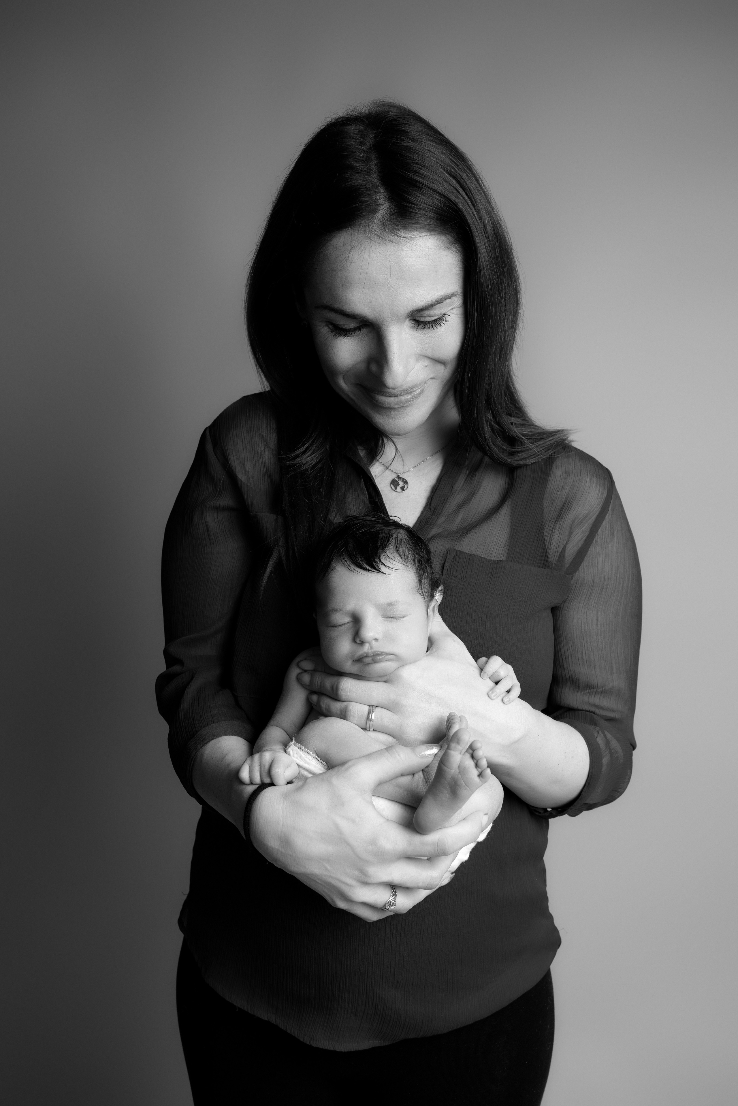 Maternityfoto. Neugeborenenfotografin und Retoucher in Augsburg Nastassia Schneider
