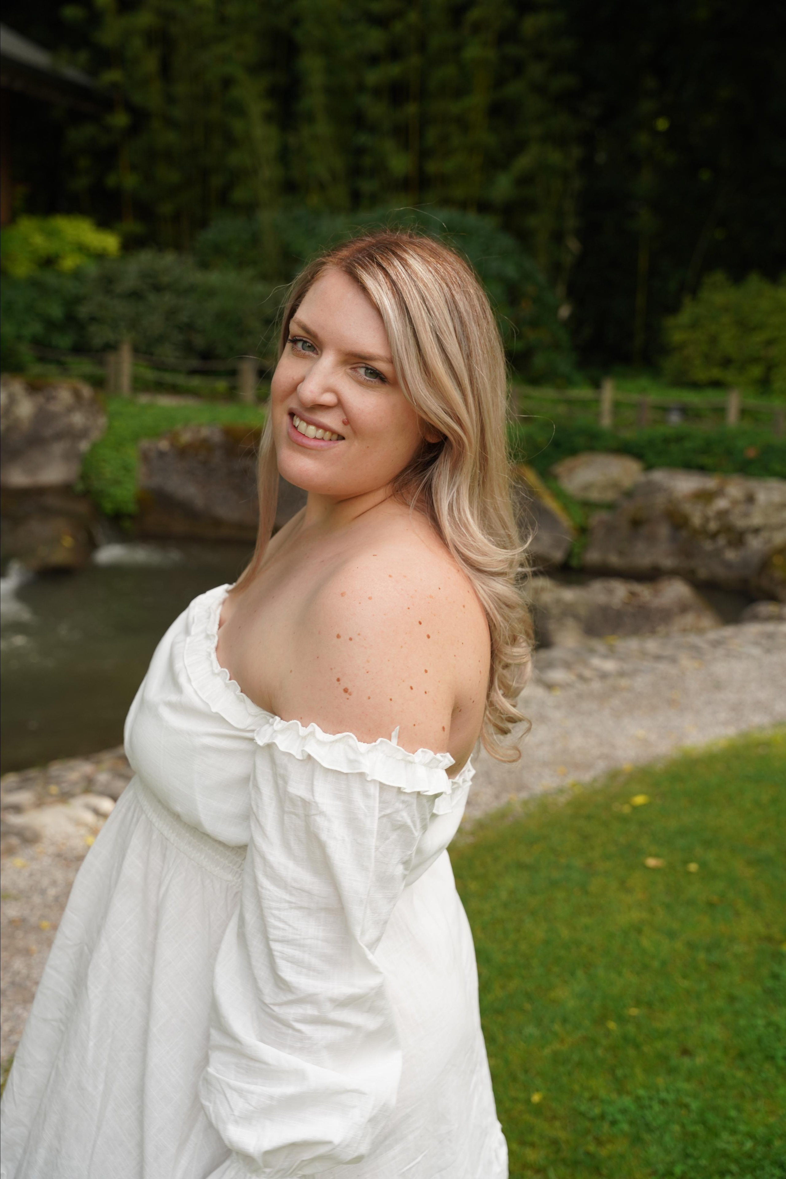 Botanischer Garten. Neugeborenenfotografin und Retoucher in Augsburg Nastassia Schneider