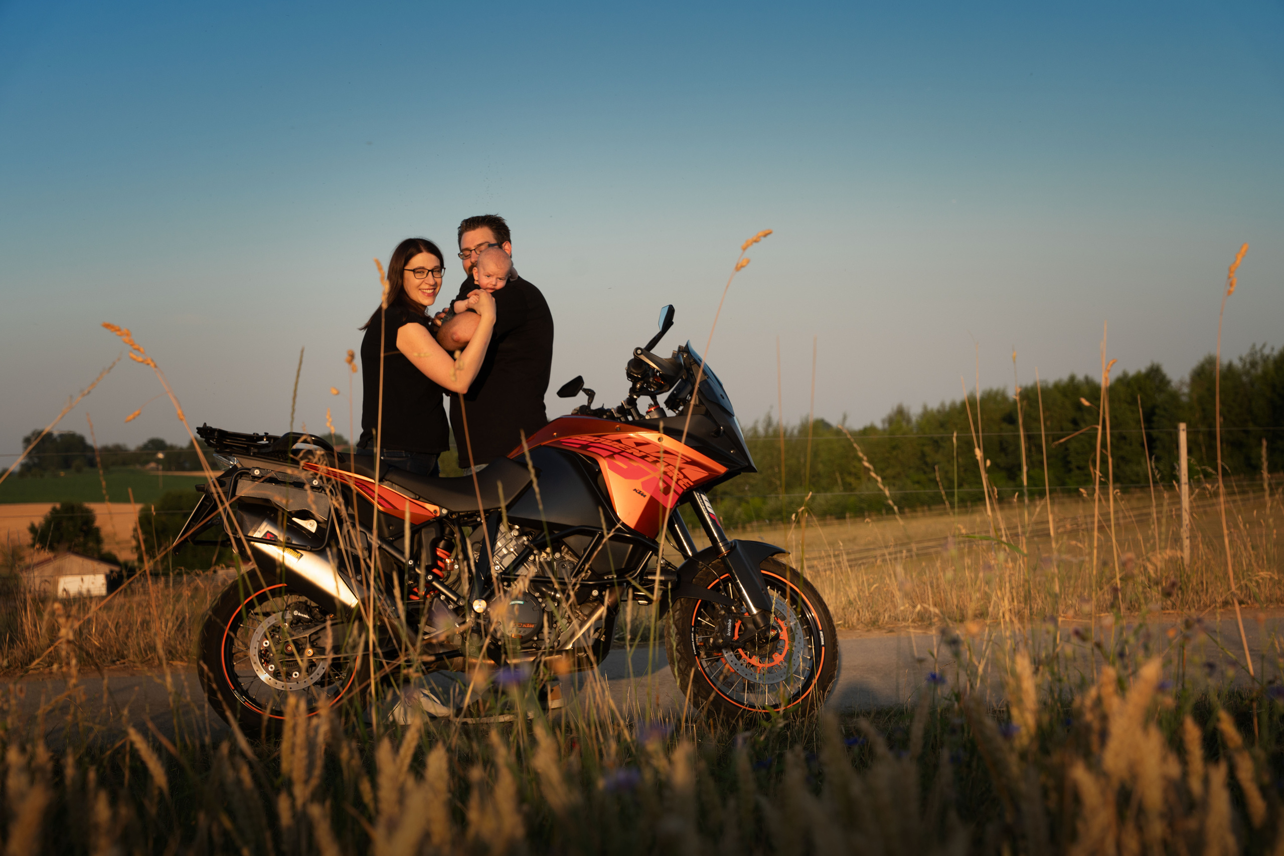 Bayern. Neugeborenenfotografin und Retoucher in Augsburg Nastassia Schneider