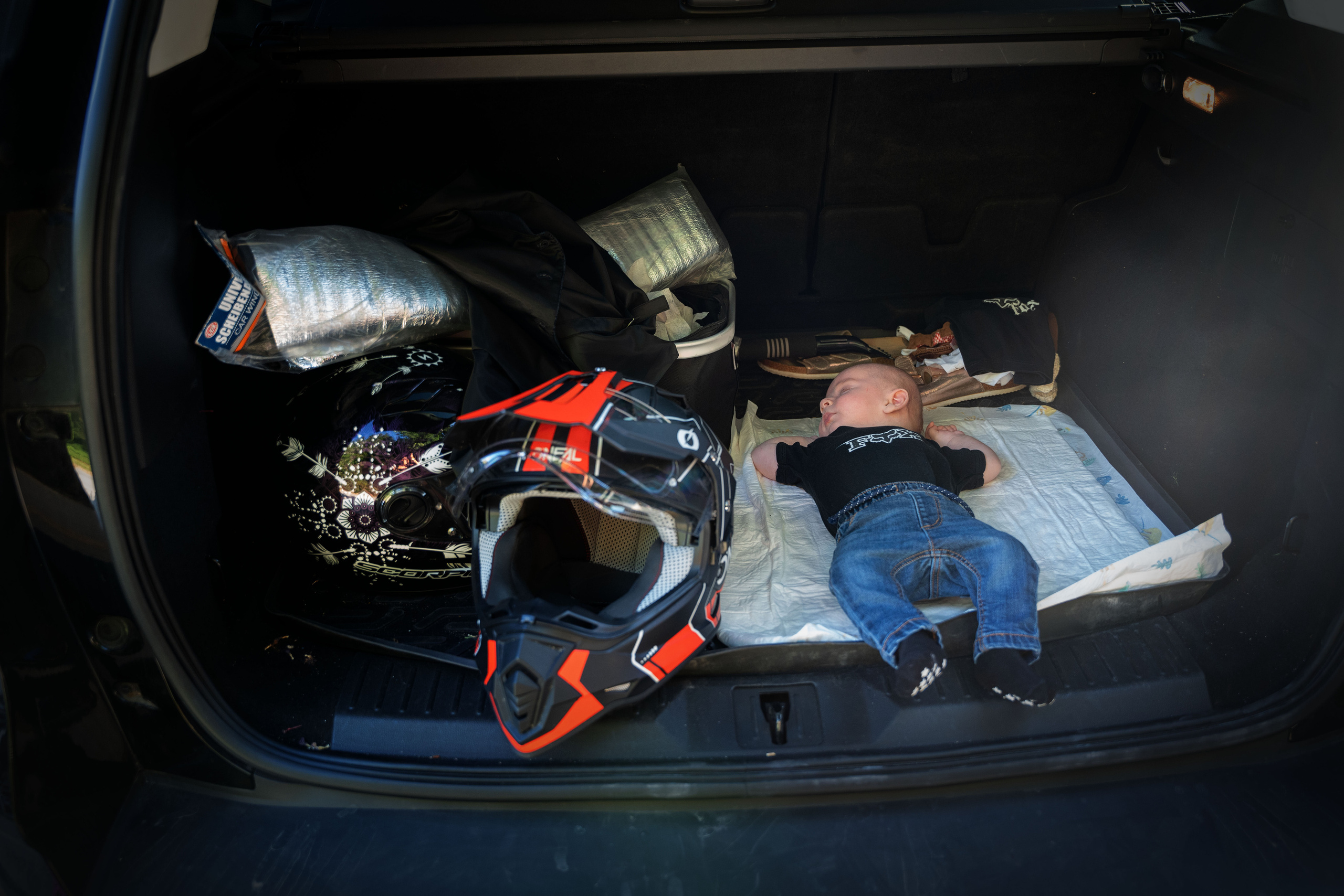 Bayern. Neugeborenenfotografin und Retoucher in Augsburg Nastassia Schneider