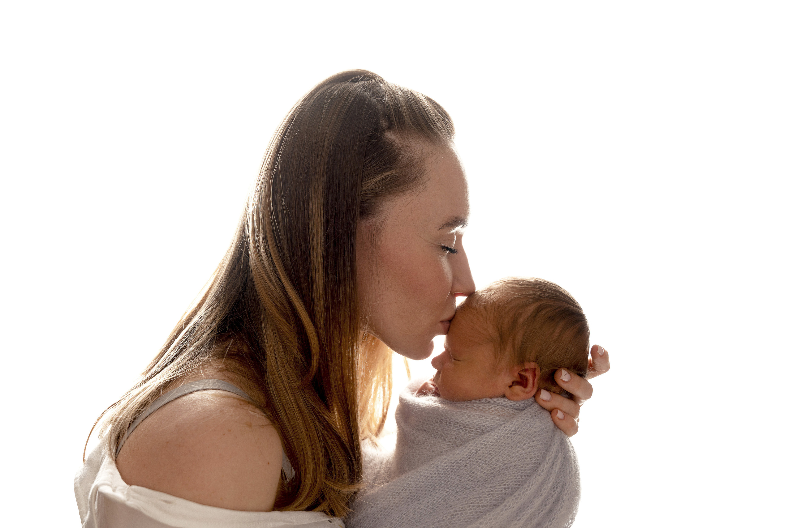 Maternityfoto. Neugeborenenfotografin und Retoucher in Augsburg Nastassia Schneider