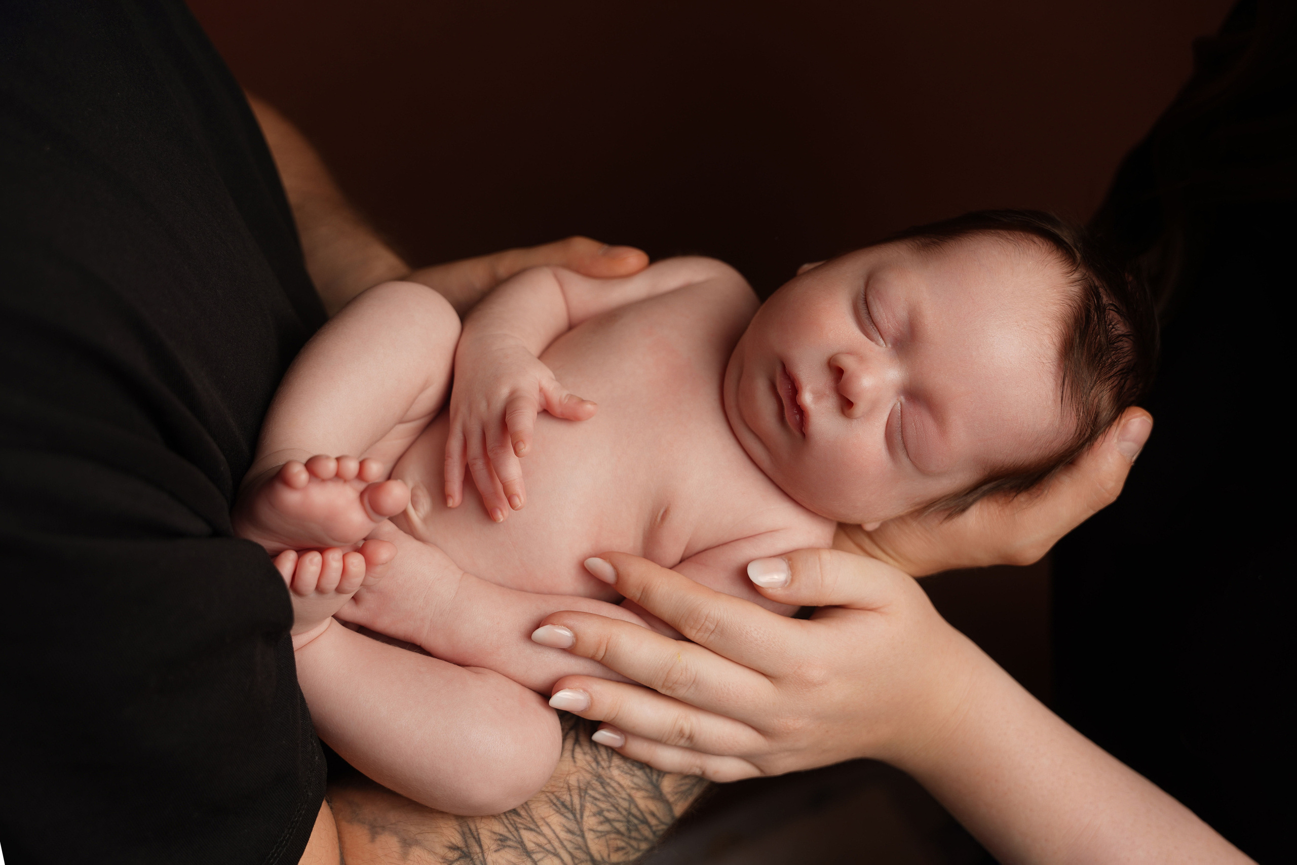 Babyfotografie und Newbornshooting für Kinder in Bayern. Neugeborenenfotografin und Retoucher in Augsburg Nastassia Schneider
