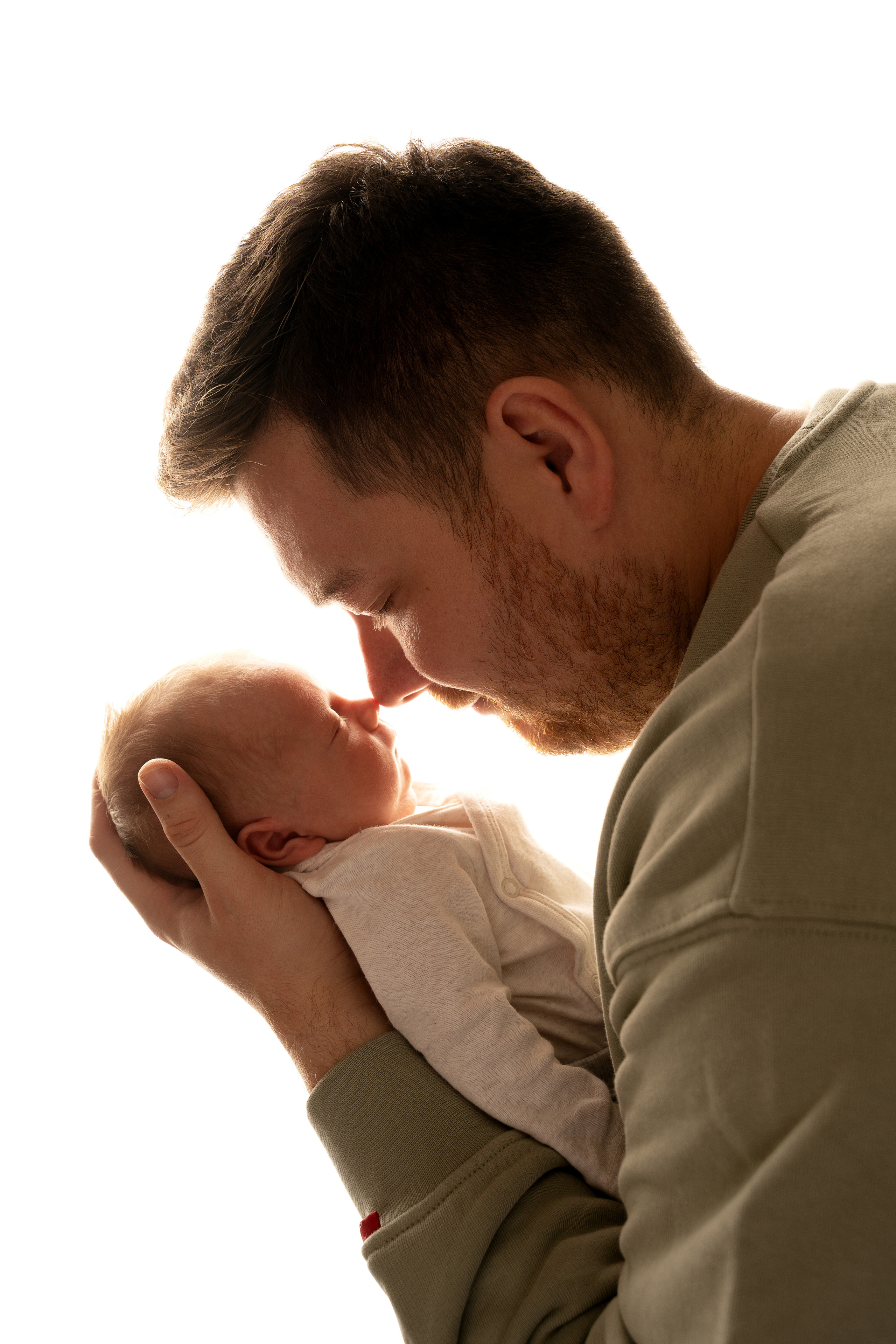 Im Studio. Neugeborenenfotografin und Retoucher in Augsburg Nastassia Schneider