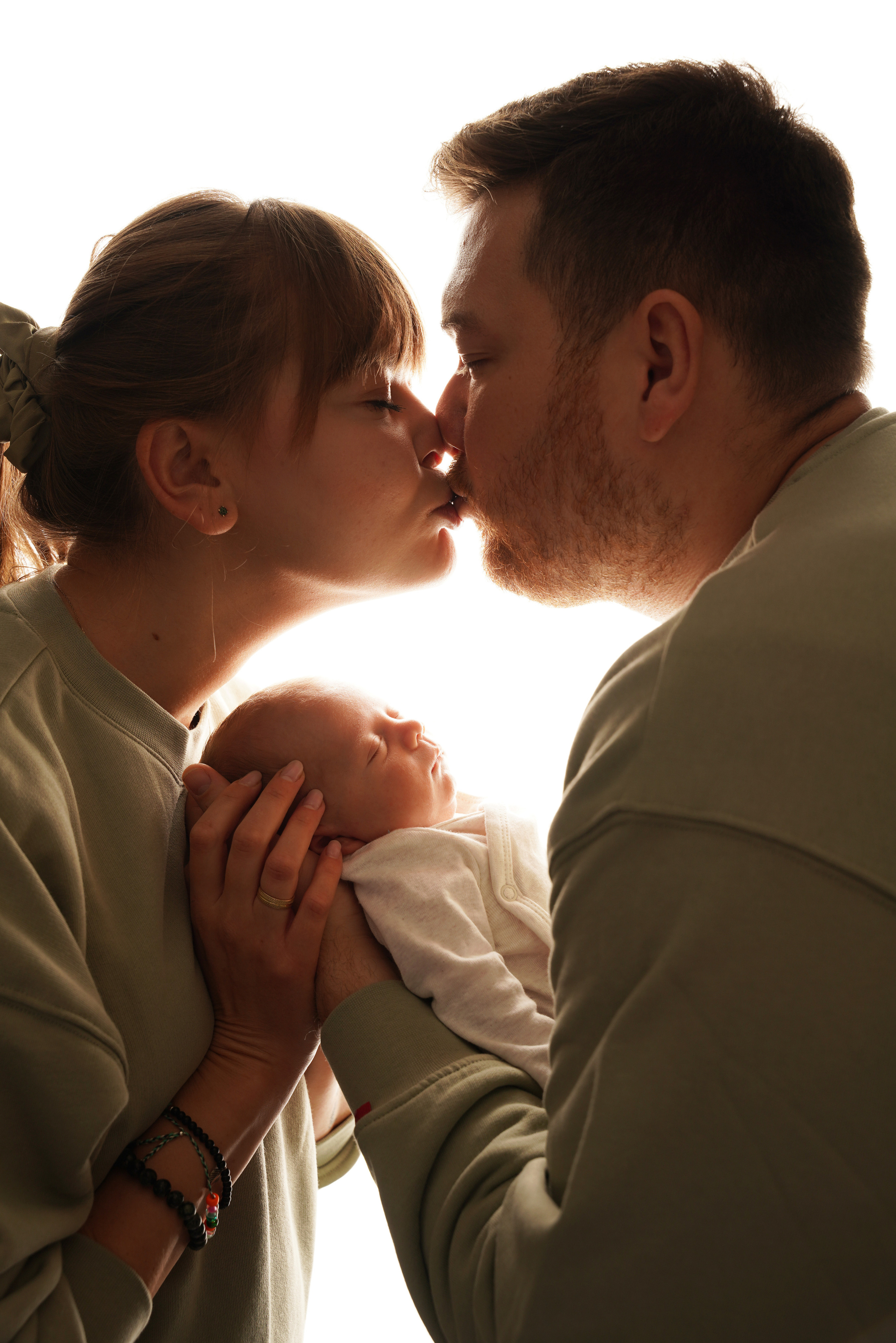 Im Studio. Neugeborenenfotografin und Retoucher in Augsburg Nastassia Schneider