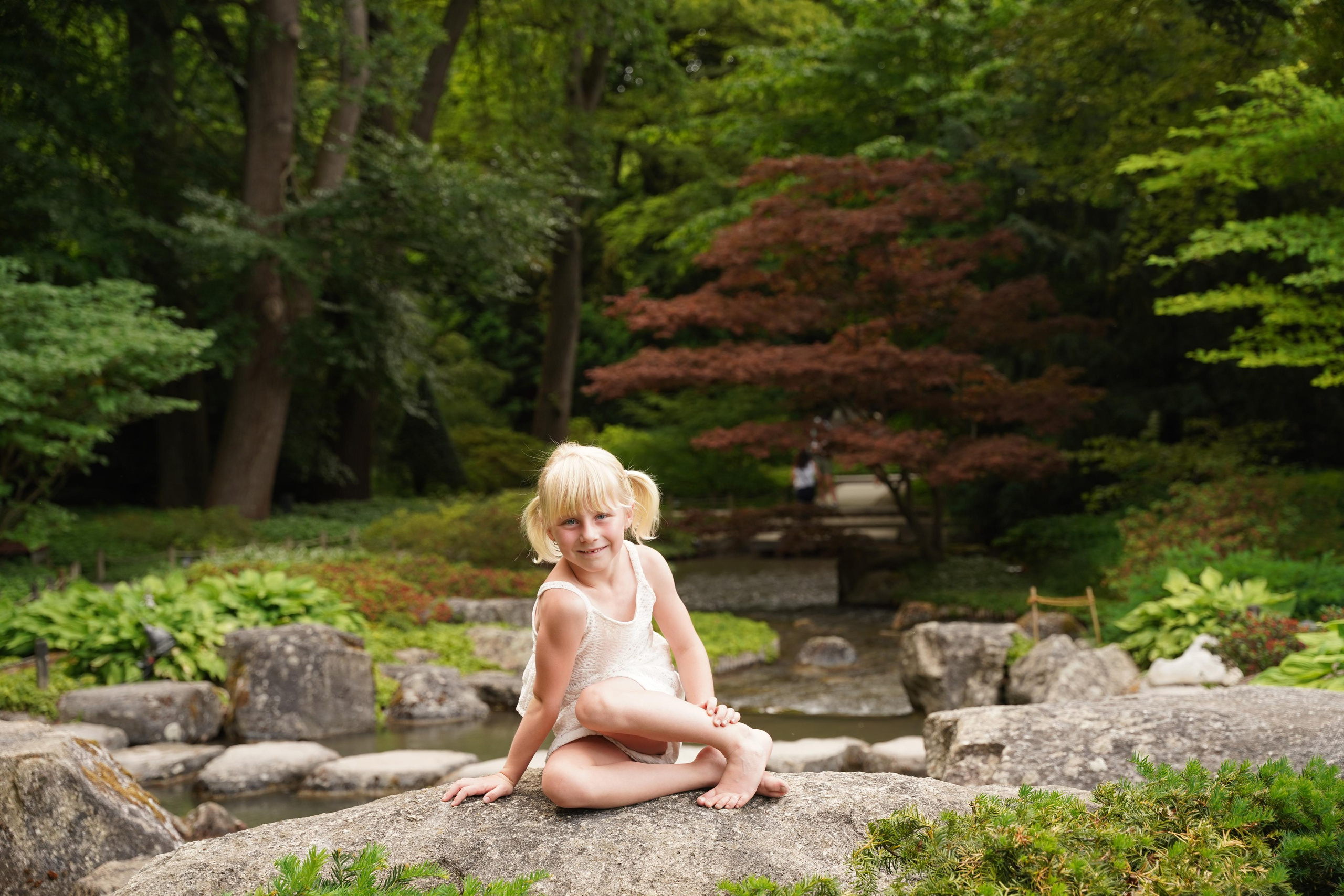 Botanischer Garten. Neugeborenenfotografin und Retoucher in Augsburg Nastassia Schneider