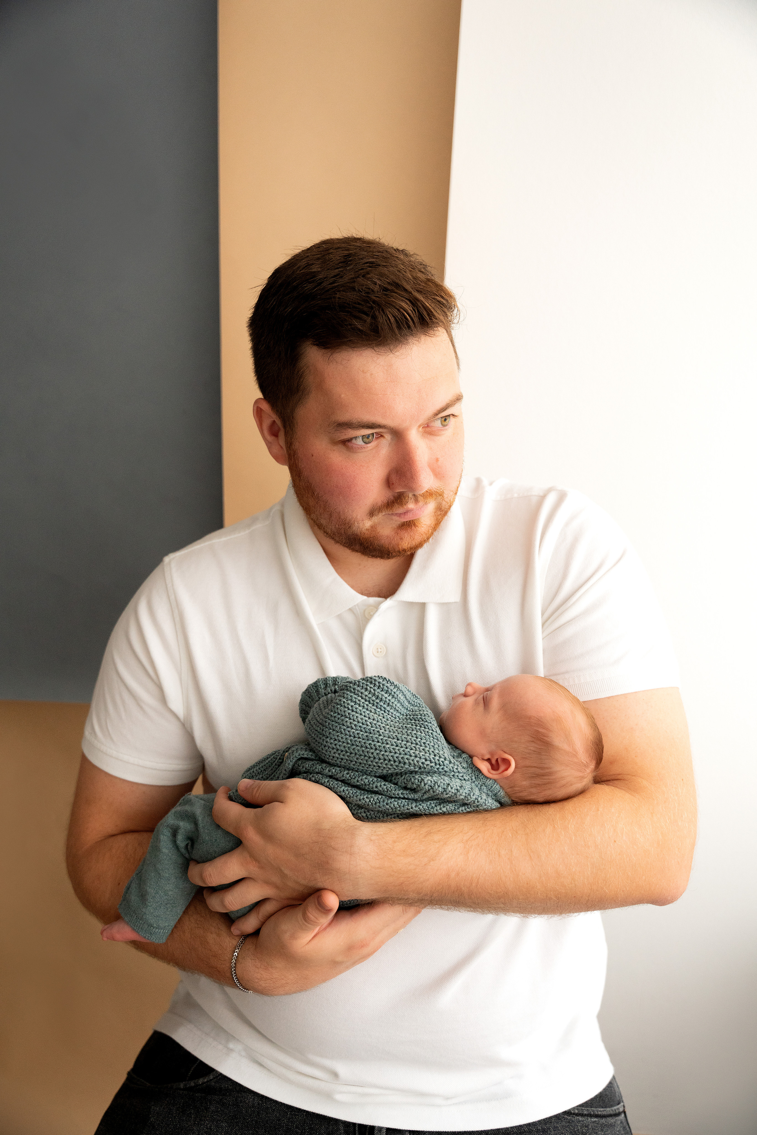 Im Studio. Neugeborenenfotografin und Retoucher in Augsburg Nastassia Schneider