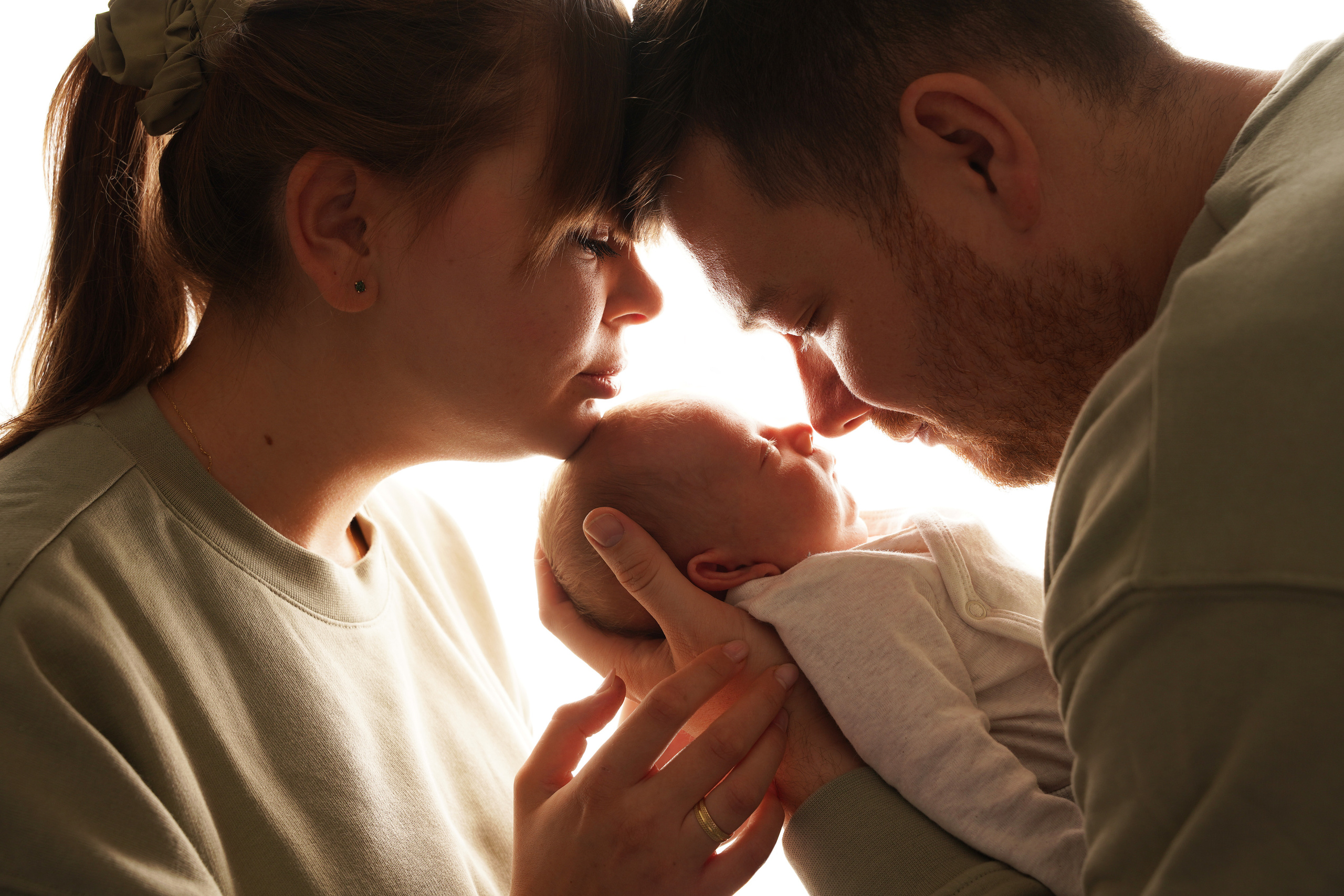 Im Studio. Neugeborenenfotografin und Retoucher in Augsburg Nastassia Schneider