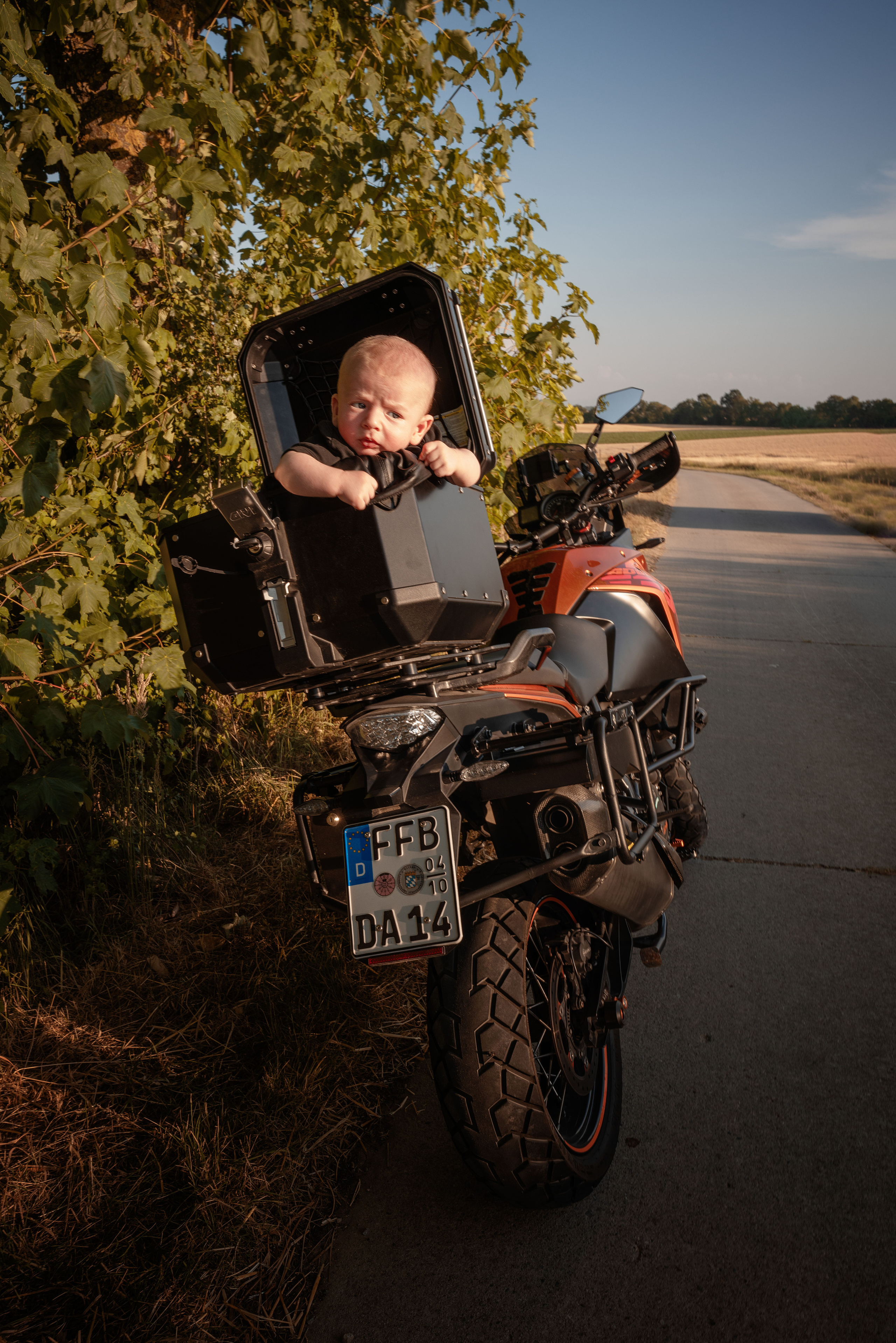 Familienshooting in Kreis Augsburg. Neugeborenenfotografin und Retoucher in Augsburg Nastassia Schneider