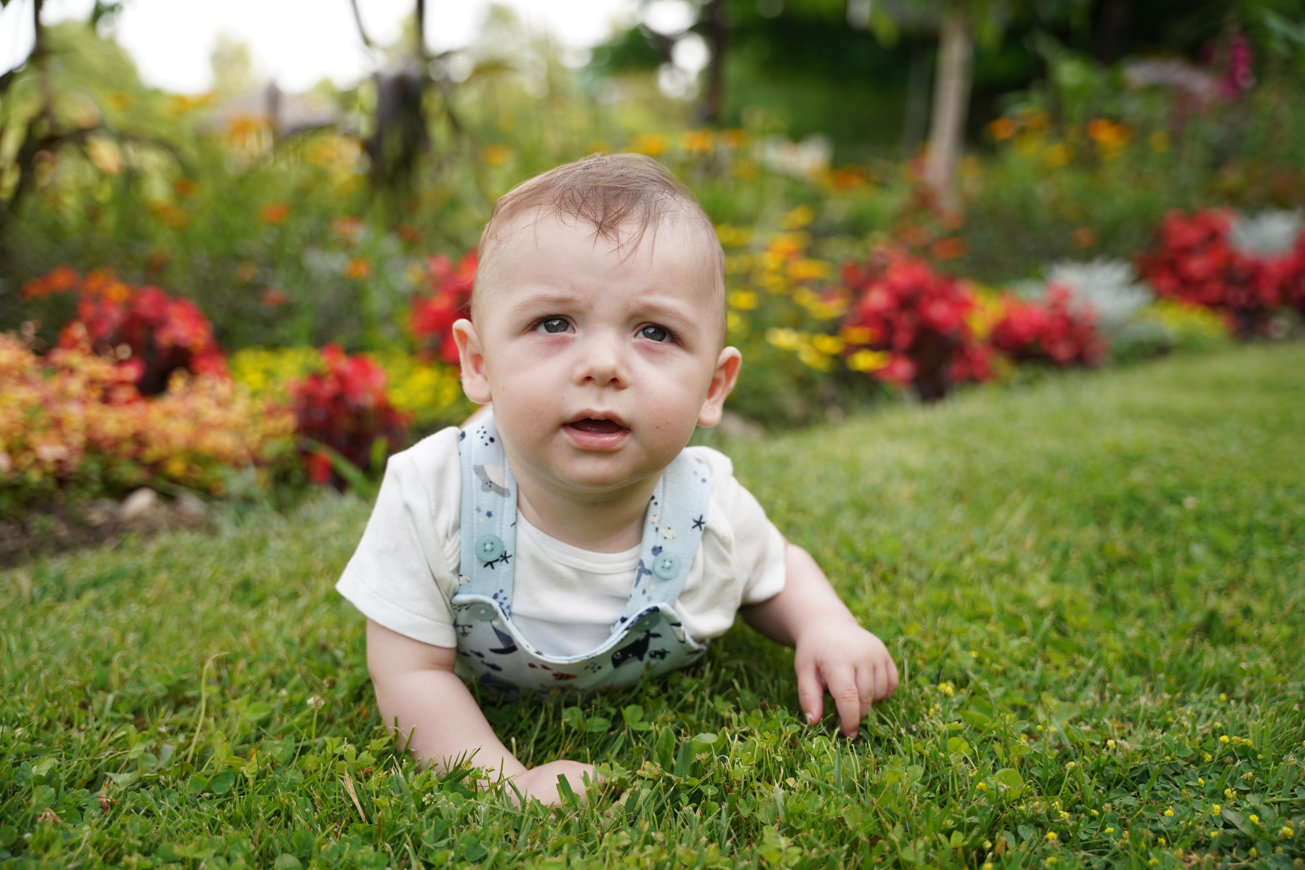 Botanischer Garten. Neugeborenenfotografin und Retoucher in Augsburg Nastassia Schneider