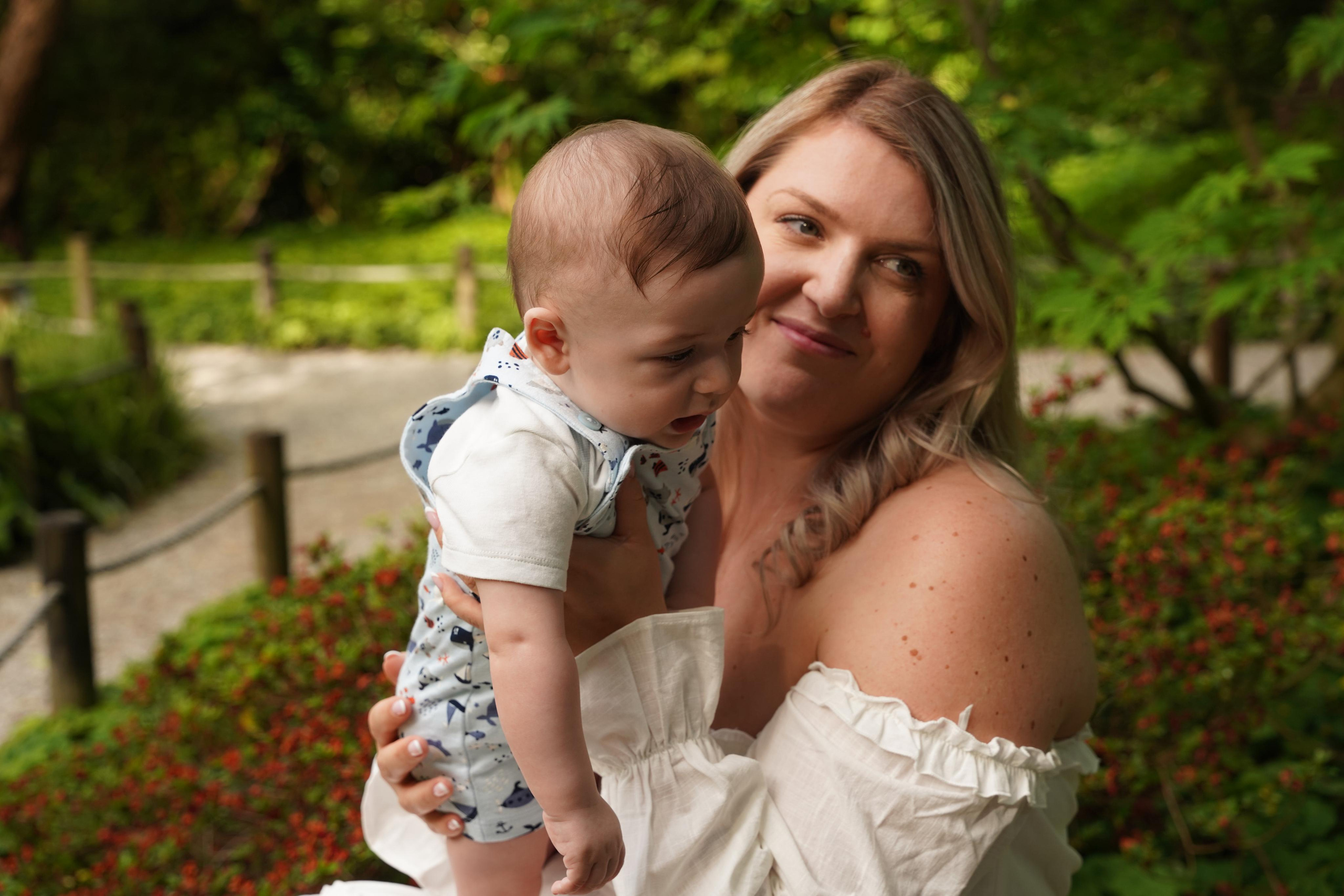 Botanischer Garten. Neugeborenenfotografin und Retoucher in Augsburg Nastassia Schneider