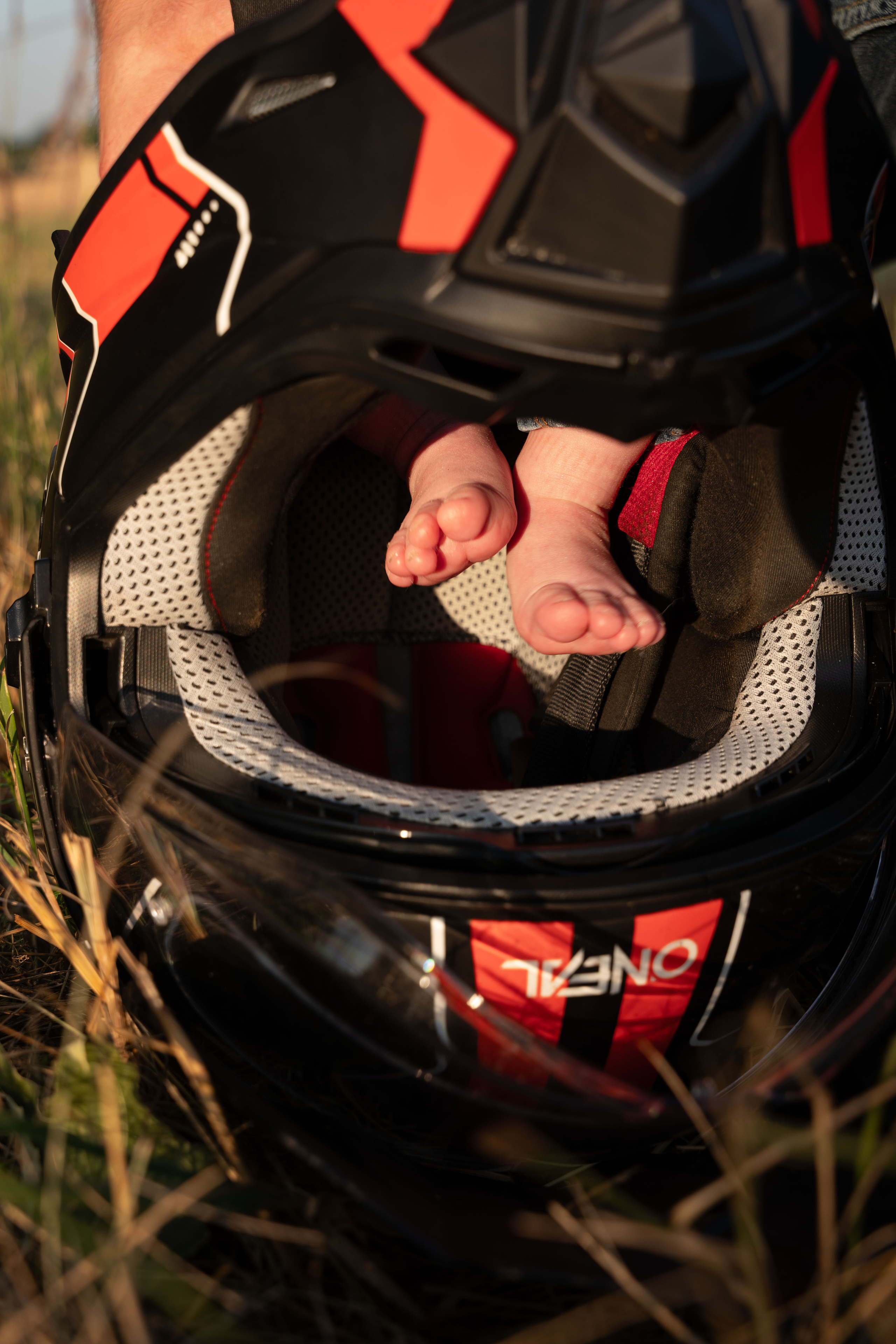 Bayern. Neugeborenenfotografin und Retoucher in Augsburg Nastassia Schneider